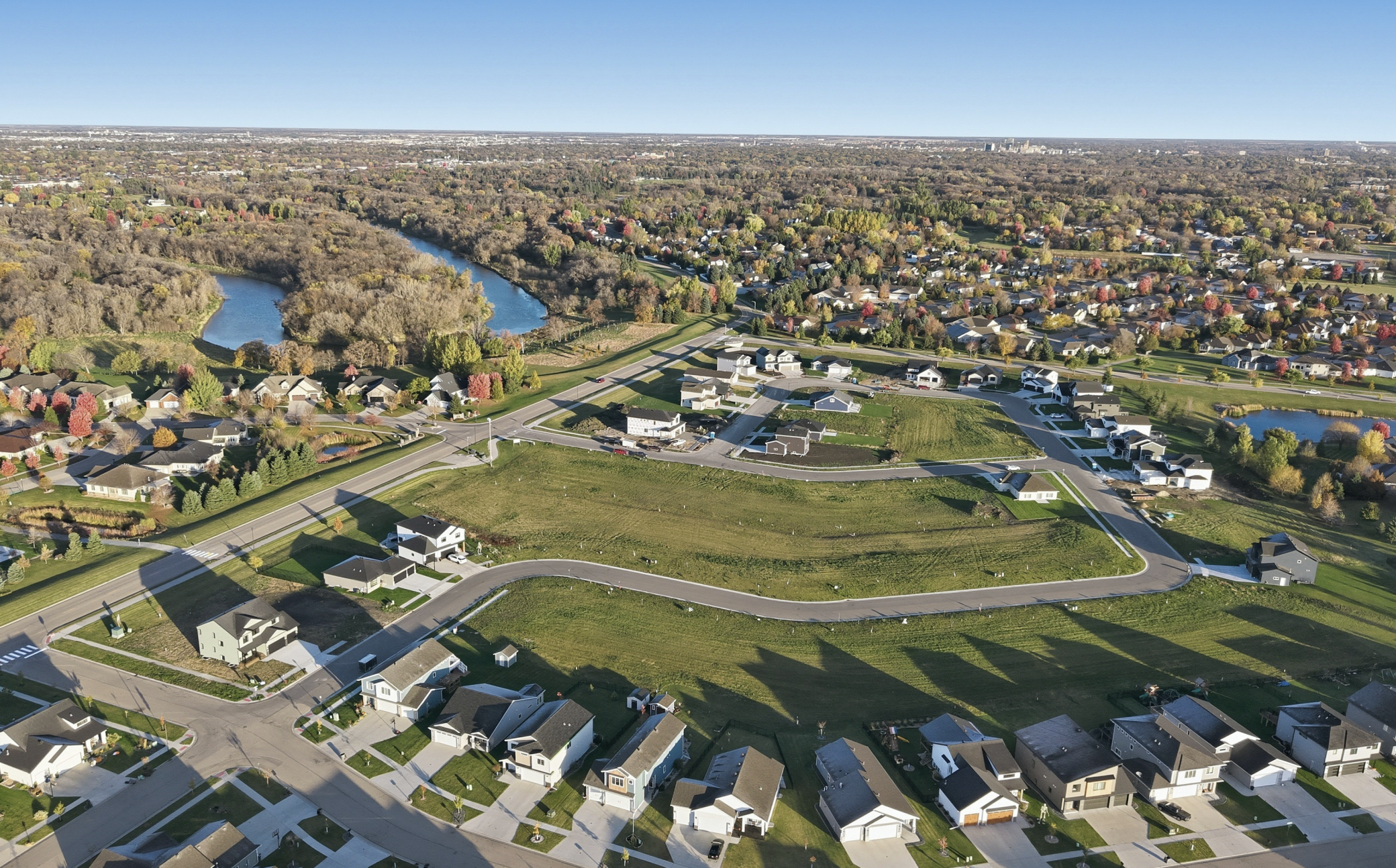 land for sale at 4841 4th Street S in Moorhead, MN