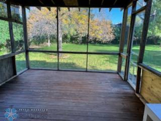 1968 single family home for sale at 802 11TH Avenue N in Moorhead, MN — 4 bed, 2 bath (photo 14 of 32)