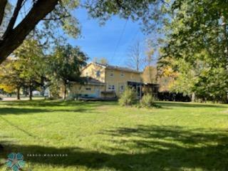 1968 single family home for sale at 802 11TH Avenue N in Moorhead, MN — 4 bed, 2 bath (photo 7 of 32)