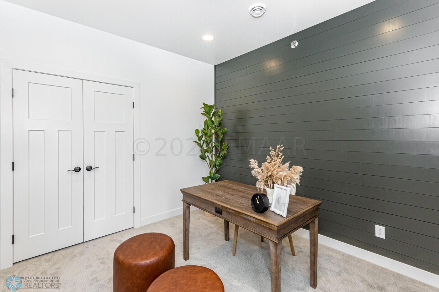 2024 townhouse for sale at 5764 31ST Street S in Fargo, ND — 4 bed, 3 bath (photo 19 of 37)