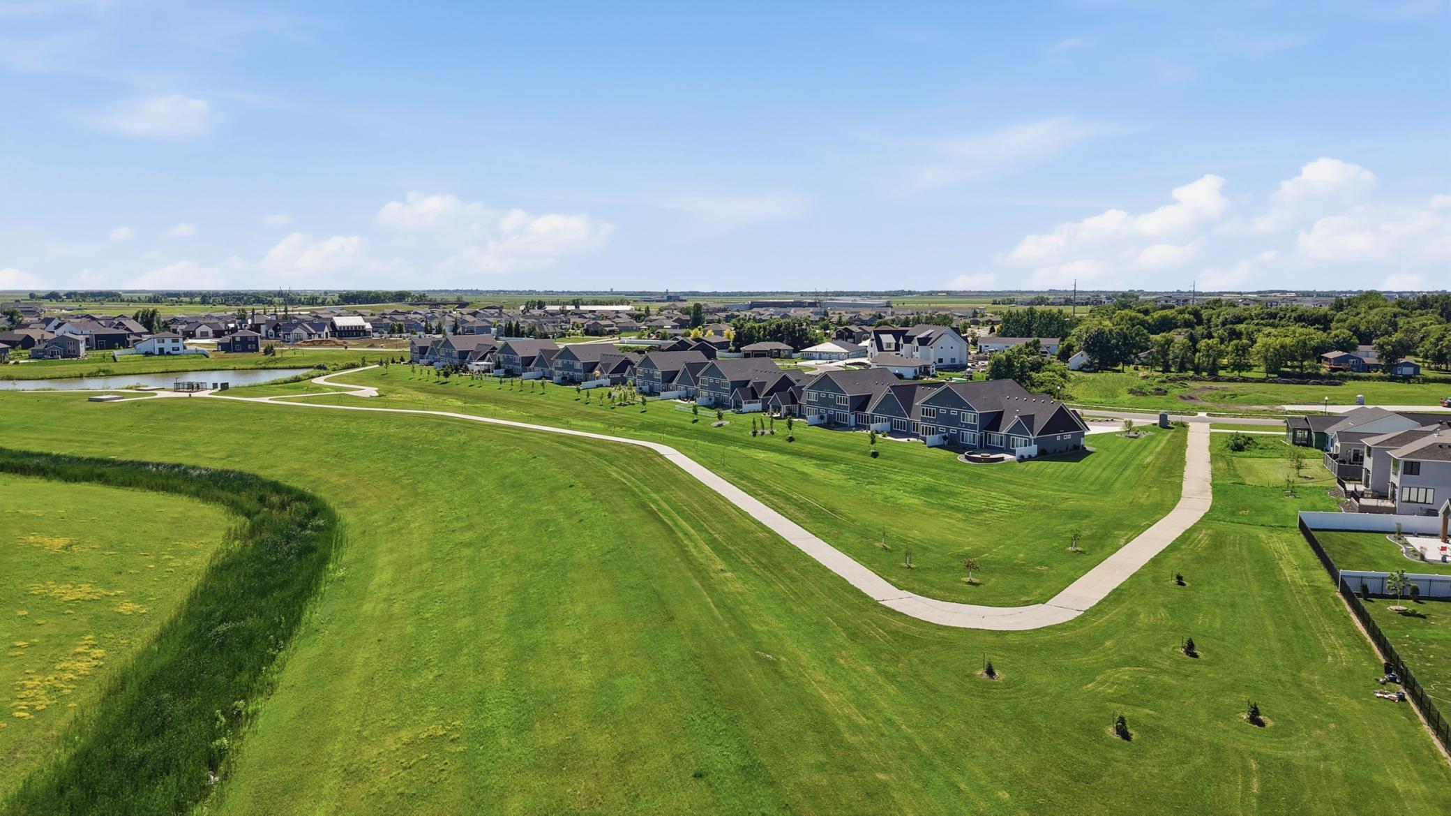 2024 townhouse for sale at 5764 31ST Street S in Fargo, ND — 4 bed, 3 bath (photo 35 of 37)