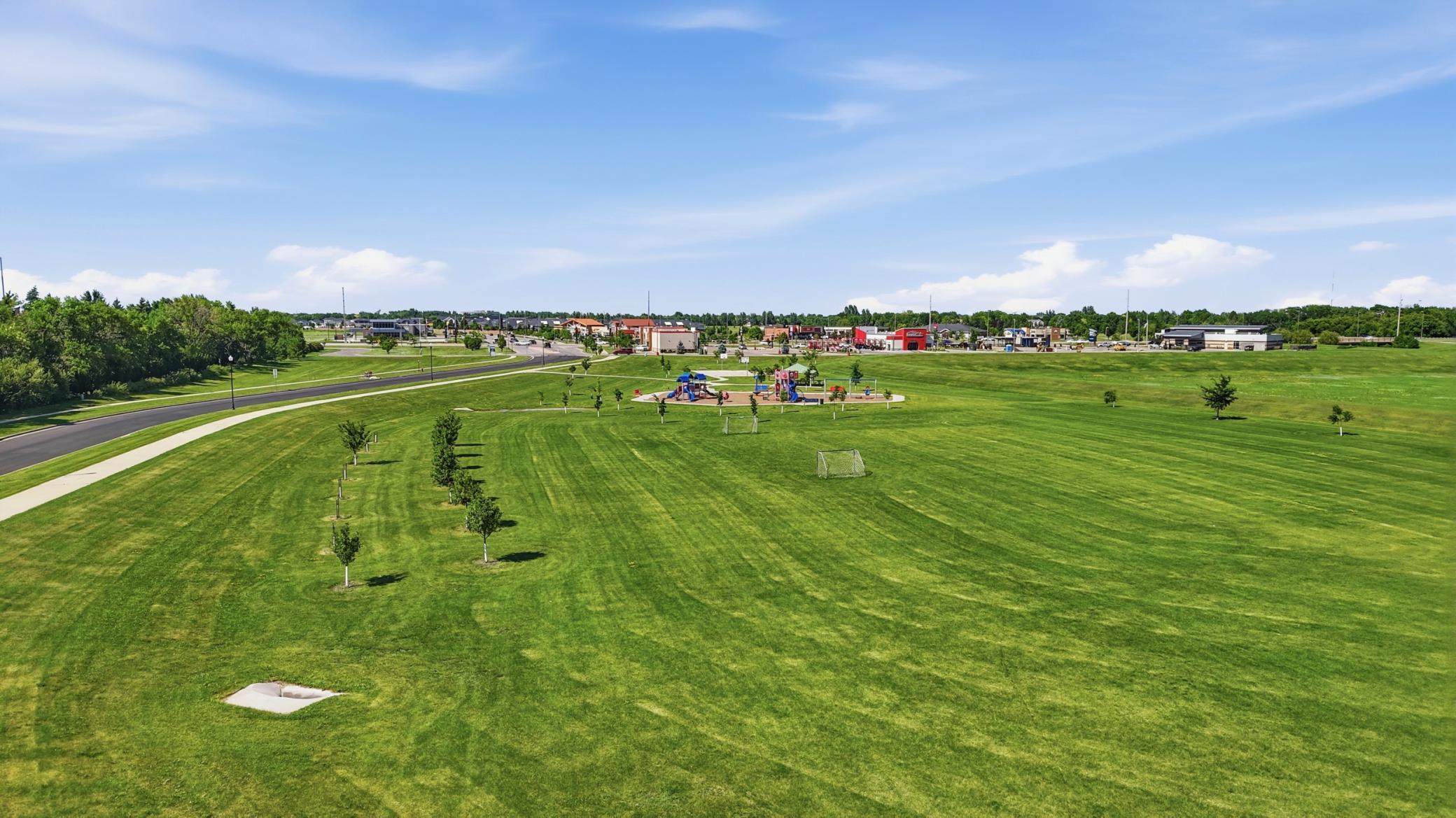 2024 townhouse for sale at 5764 31ST Street S in Fargo, ND — 4 bed, 3 bath (photo 37 of 37)