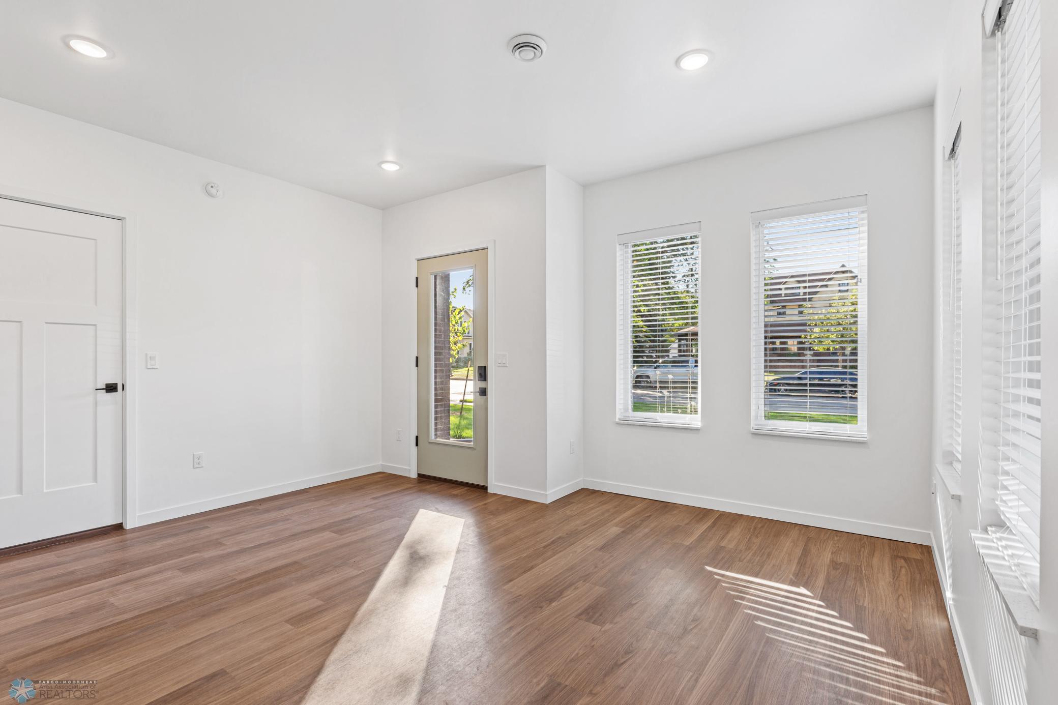 2023 townhouse for sale at 502 8th Street S, Unit 1 in Fargo, ND — 3 bed, 4 bath (photo 13 of 50)