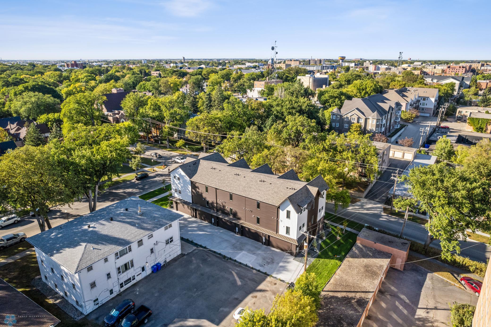 2023 townhouse for sale at 502 8th Street S, Unit 1 in Fargo, ND — 3 bed, 4 bath (photo 43 of 50)