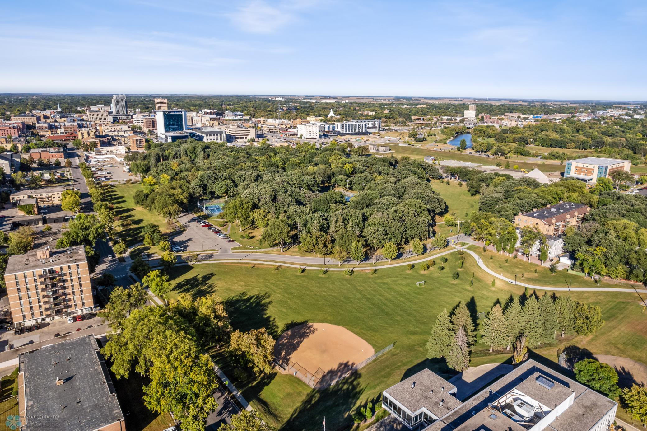 2023 townhouse for sale at 502 8th Street S, Unit 1 in Fargo, ND — 3 bed, 4 bath (photo 47 of 50)