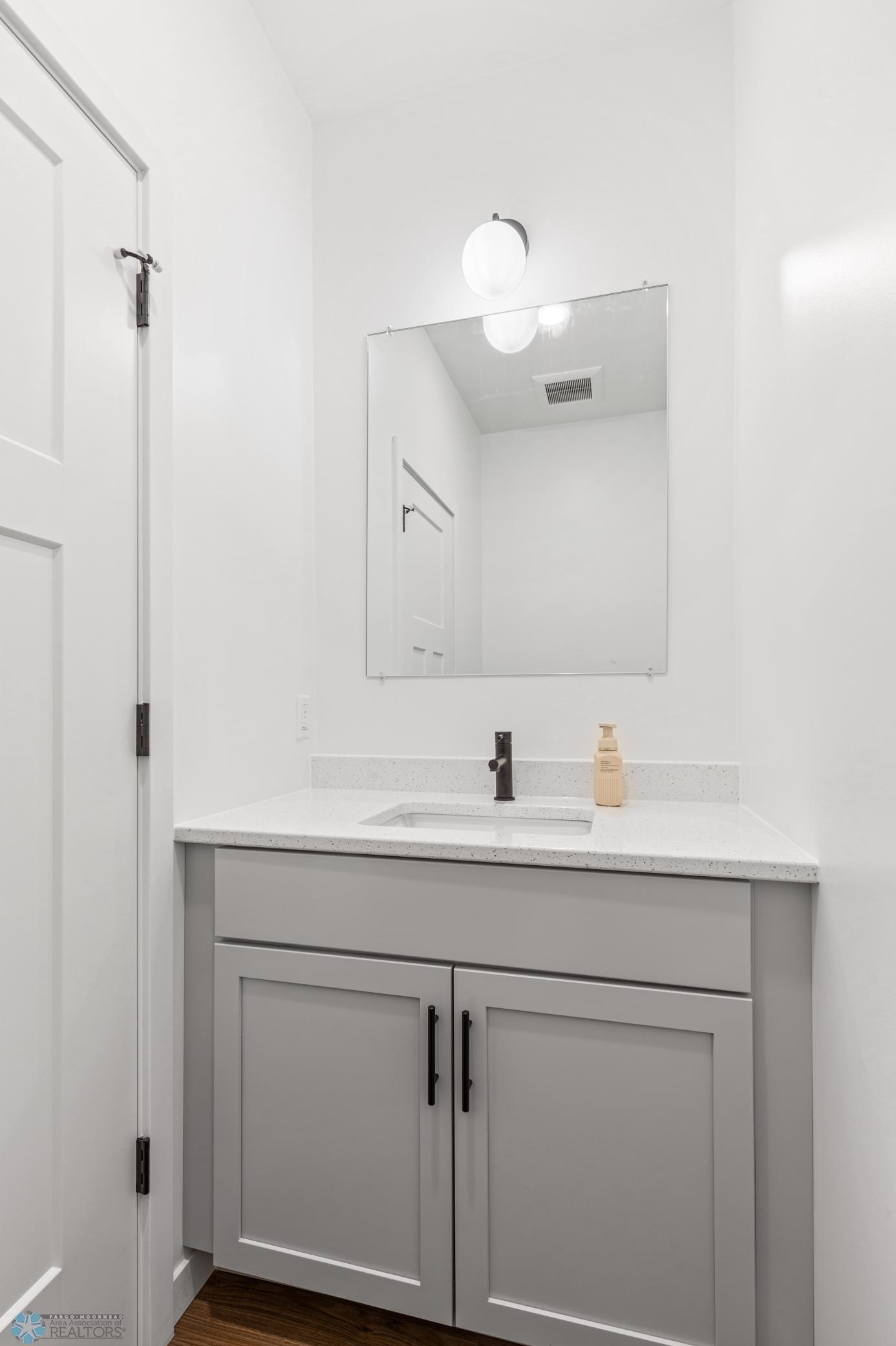 502 8th Street S, Unit 4, Fargo ND 58103 - Photo 18 of 50