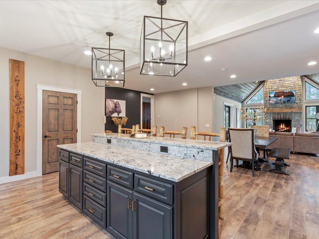 2020 single family home for sale at 33314 Island Lake Trail in Pequot Lakes, MN — 4 bed, 4 bath (photo 13 of 54)