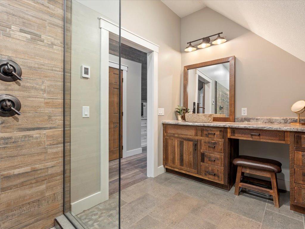 2020 single family home for sale at 33314 Island Lake Trail in Pequot Lakes, MN — 4 bed, 4 bath (photo 25 of 54)