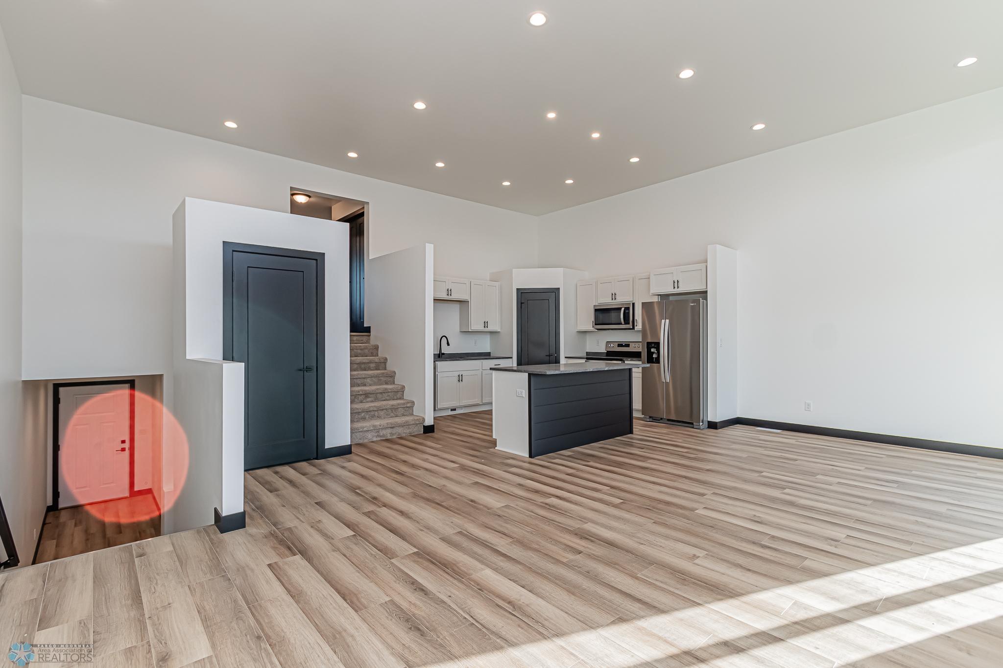 2025 single family home for sale at 700 9th Street NW in Frazee, MN — 4 bed, 3 bath (photo 12 of 36)