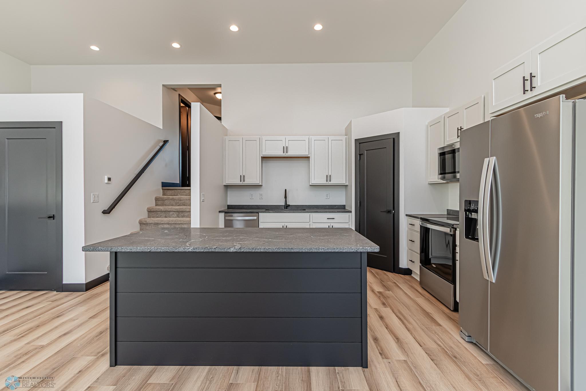 2025 single family home for sale at 700 9th Street NW in Frazee, MN — 4 bed, 3 bath (photo 13 of 36)