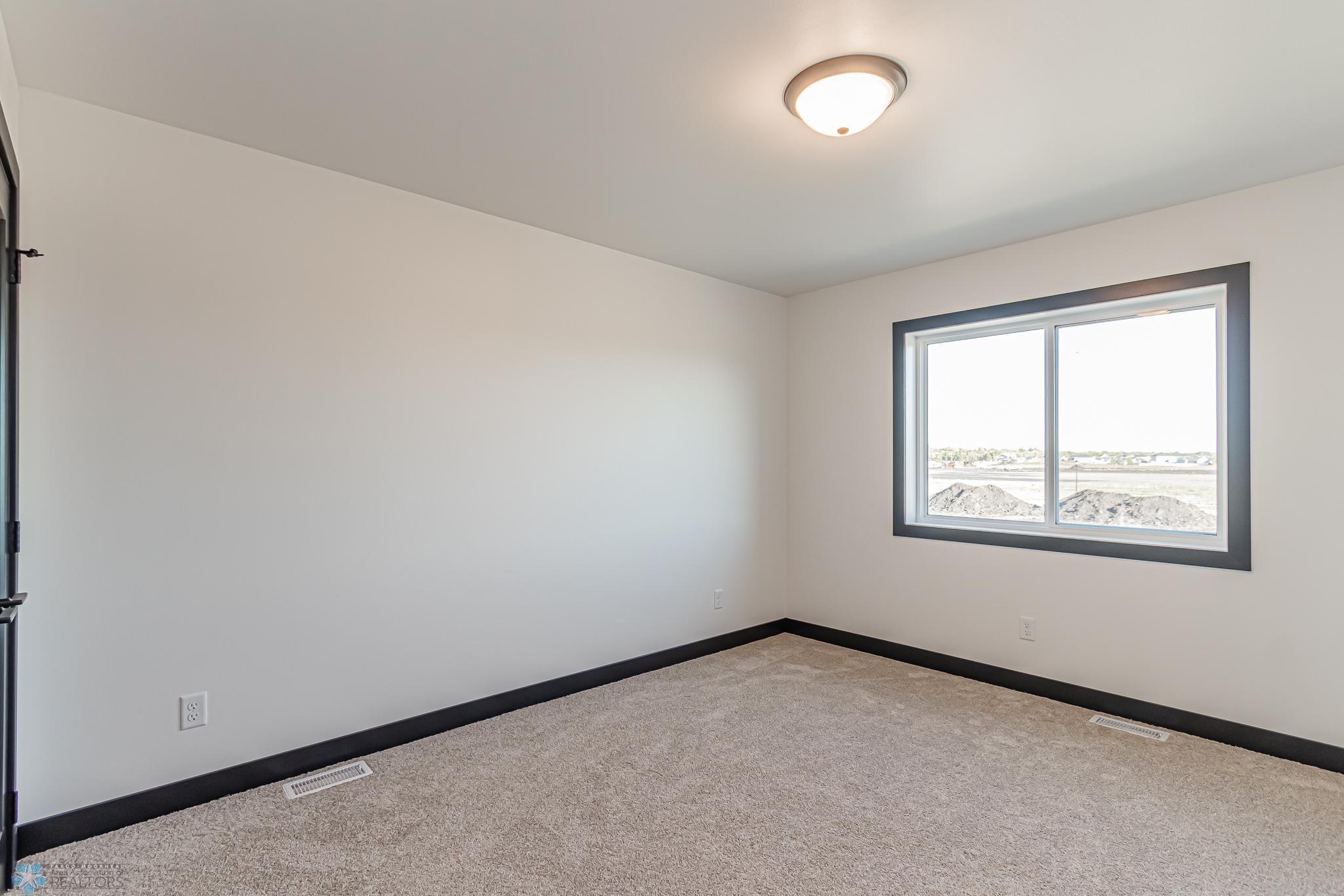 2025 single family home for sale at 700 9th Street NW in Frazee, MN — 4 bed, 3 bath (photo 21 of 36)