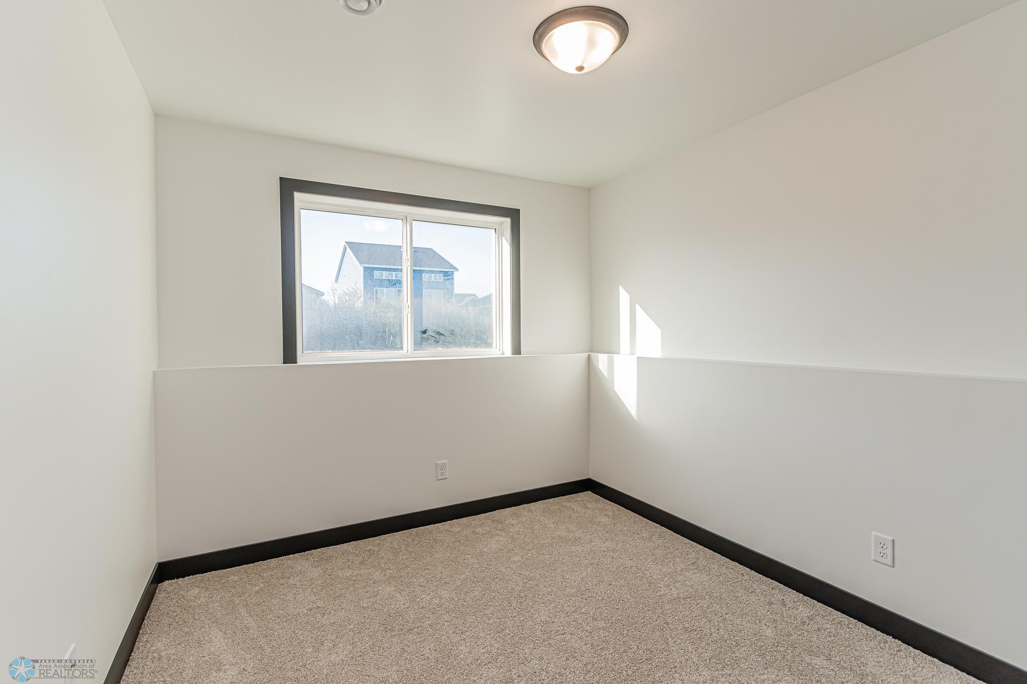 2025 single family home for sale at 700 9th Street NW in Frazee, MN — 4 bed, 3 bath (photo 32 of 36)