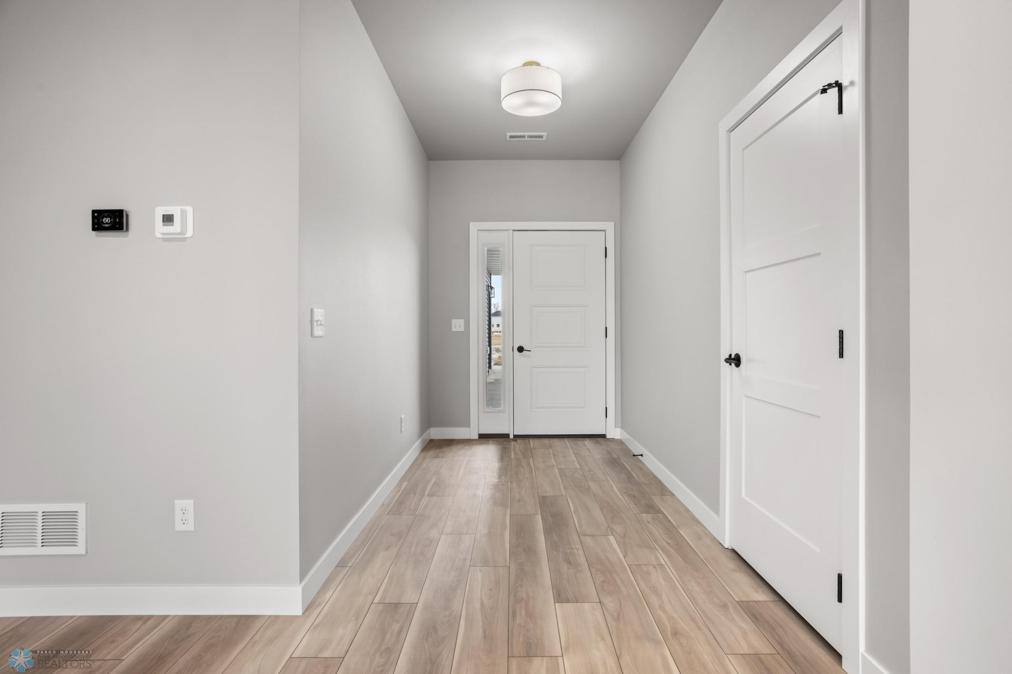 707 BLAINE Street N, Colfax ND 58018 - Photo 4 of 55