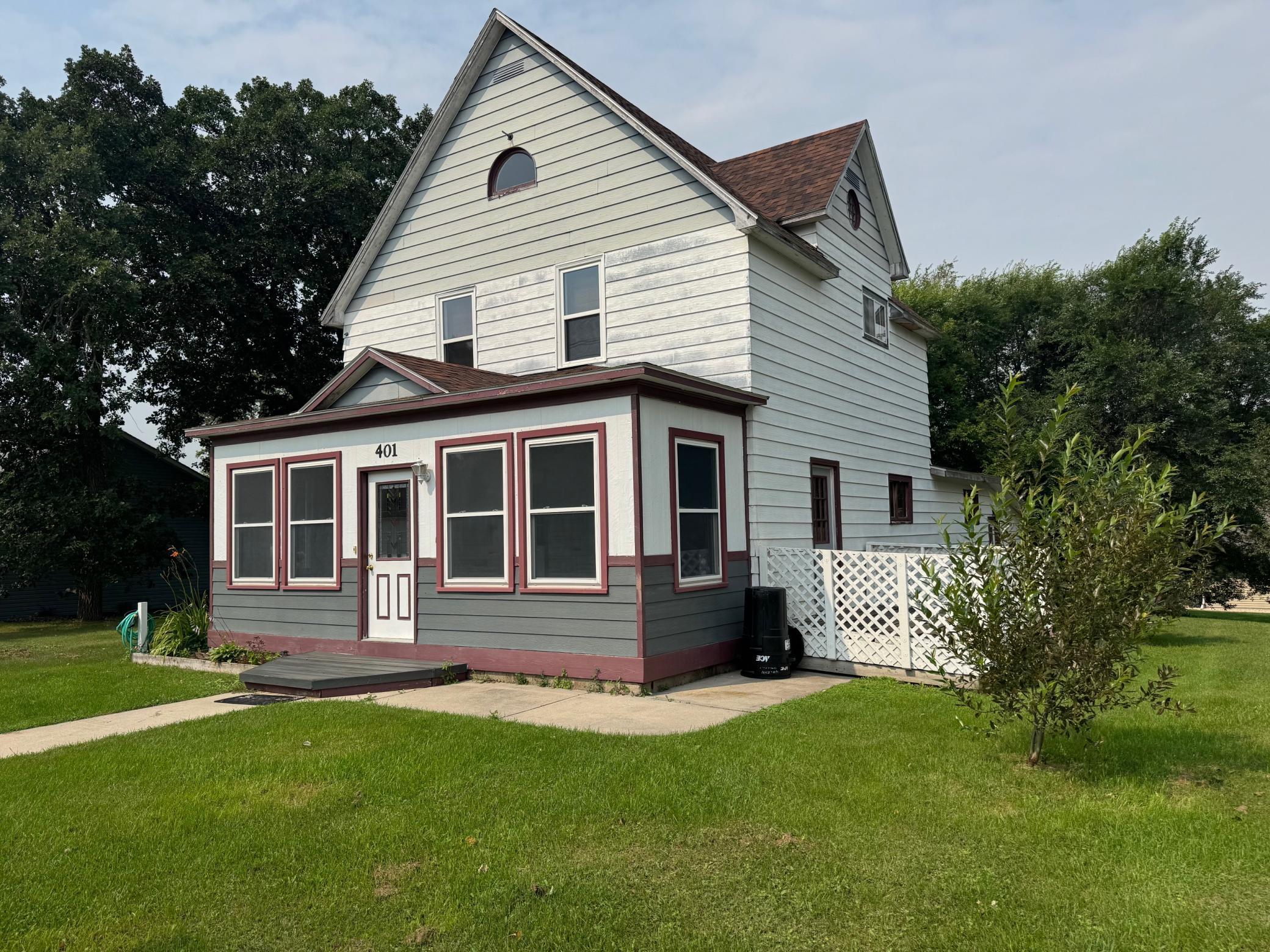 1900 single family home for sale at 401 S Main Street in Badger, MN — 3 bed, 2 bath