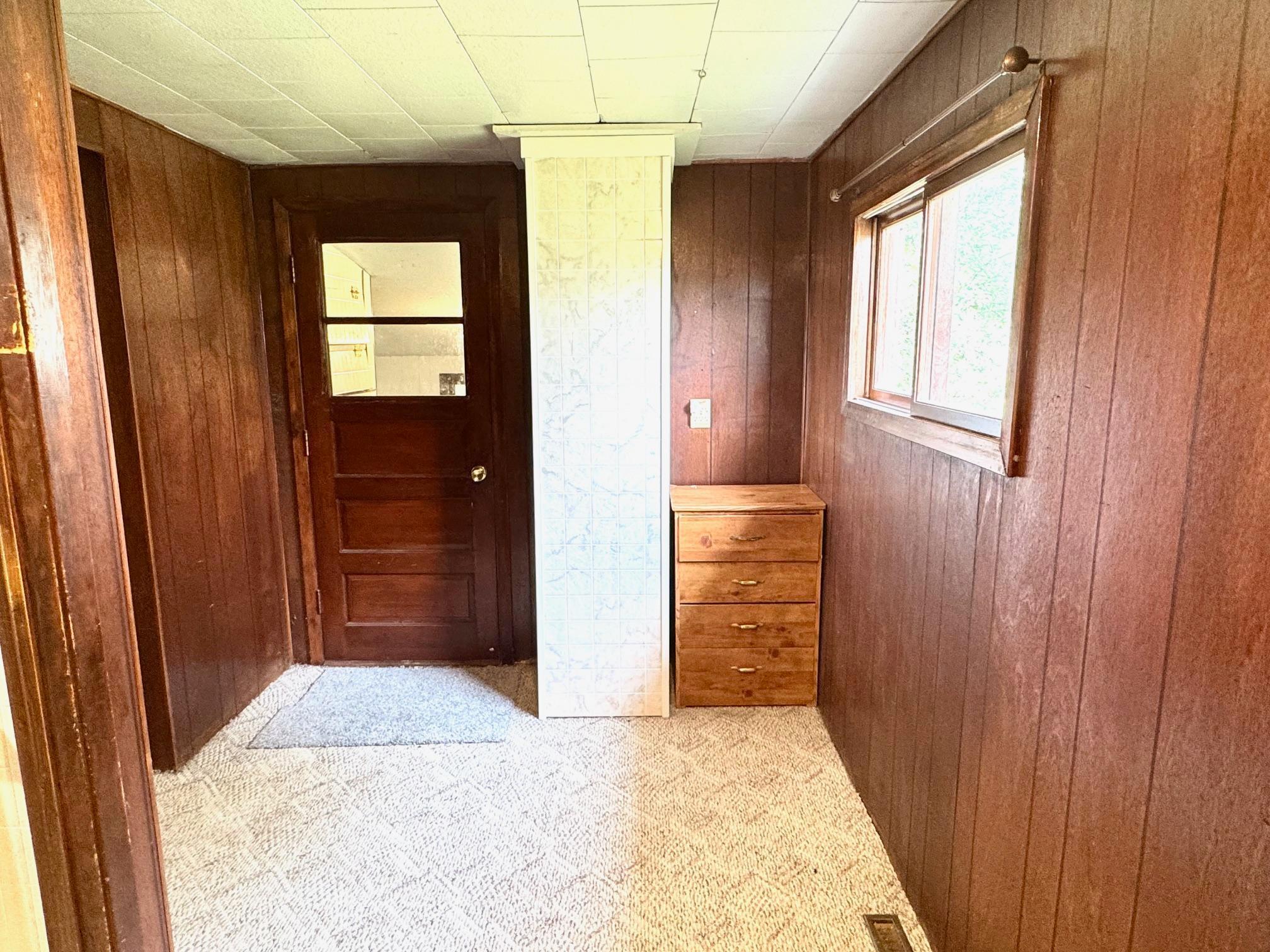 1900 single family home for sale at 401 S Main Street in Badger, MN — 3 bed, 2 bath (photo 11 of 19)