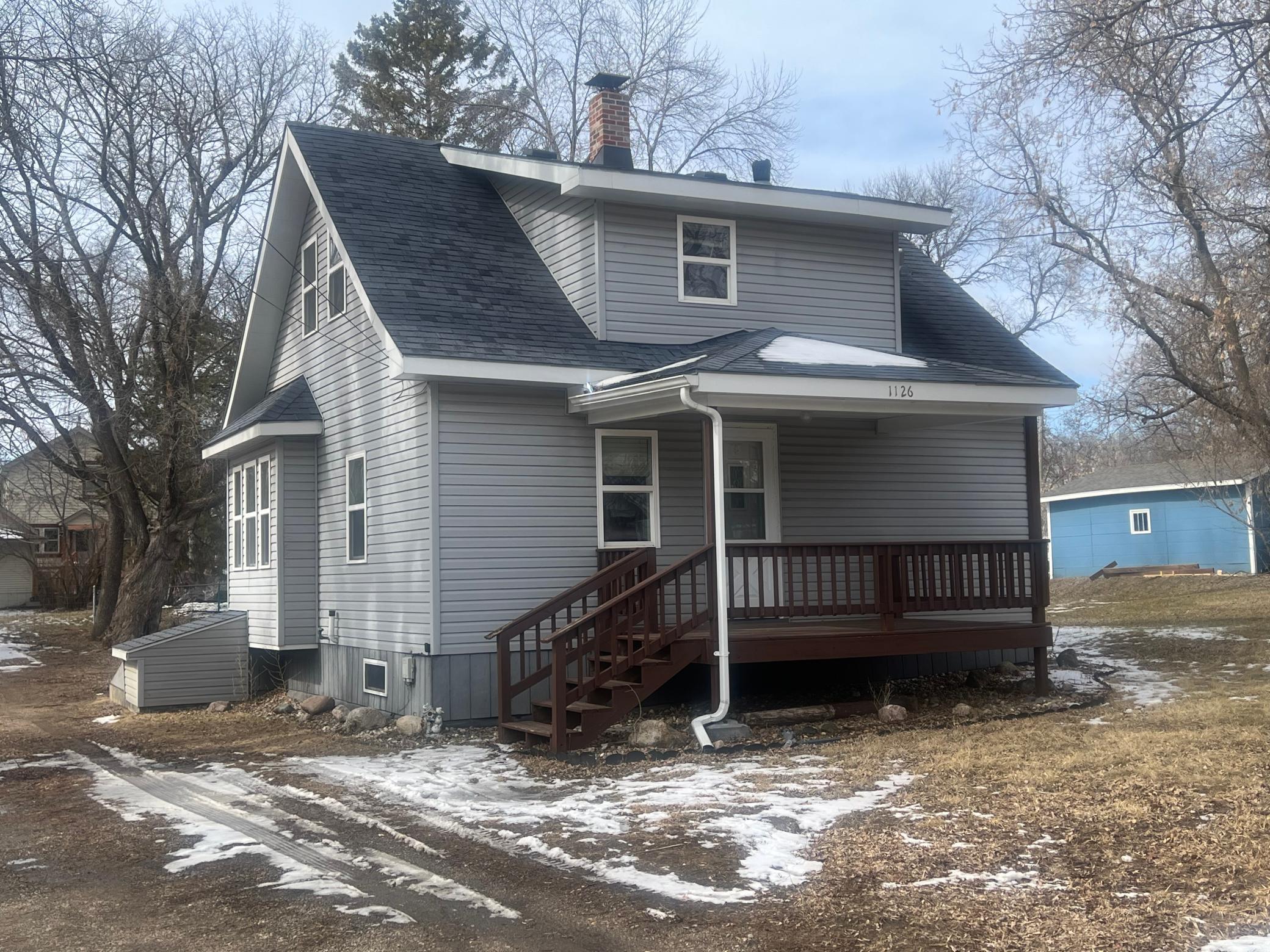 1925 single family home for sale at 1126 Linden Lane in Detroit Lakes, MN — 2 bed, 2 bath (photo 2 of 15)
