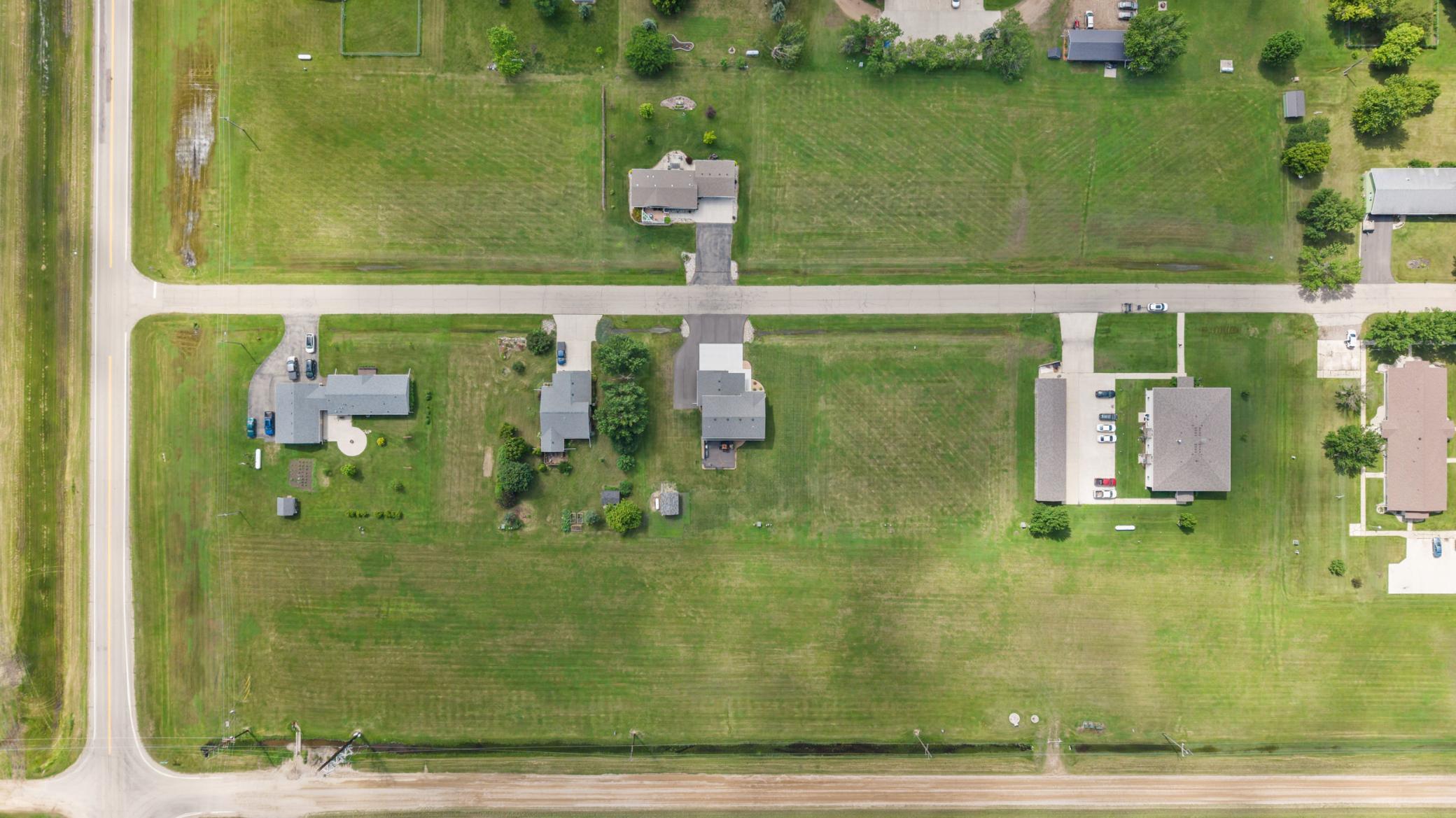 land for sale at 306 5th Street S in Fairmount, ND (photo 7 of 38)