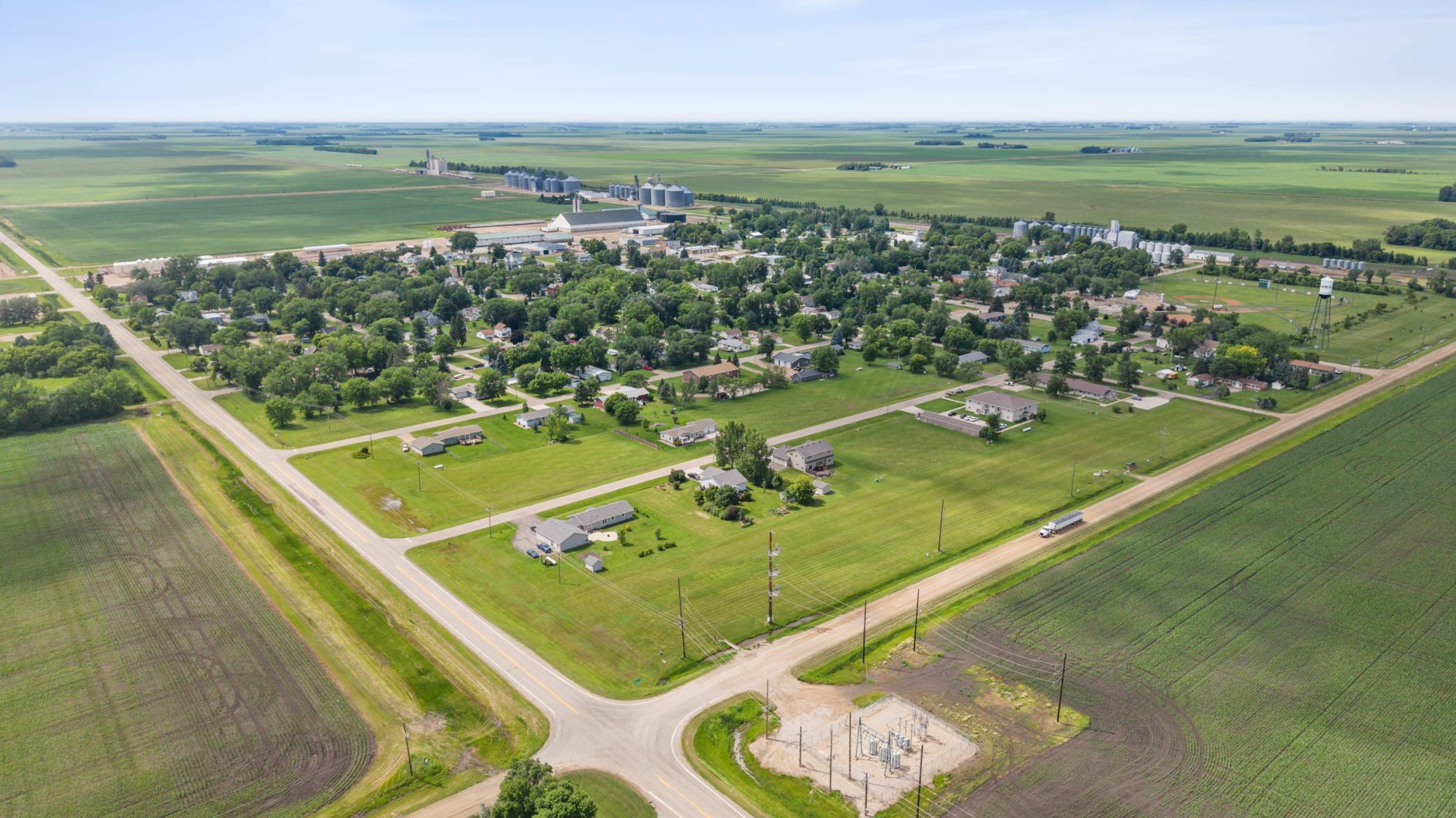 land for sale at 306 6th Street S in Fairmount, ND (photo 27 of 38)