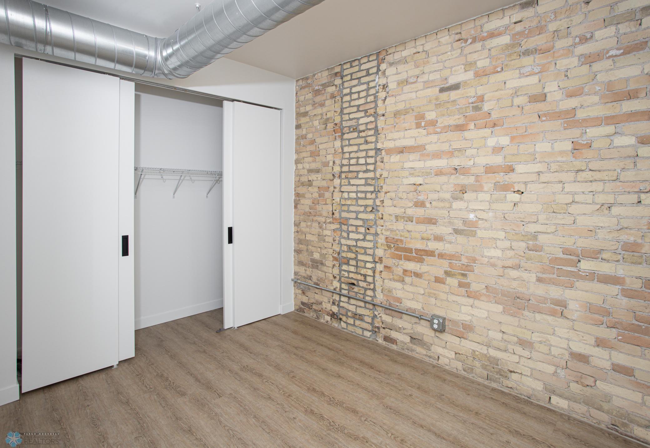 117 Broadway N, Unit 307, Fargo ND 58102 - Photo 8 of 47