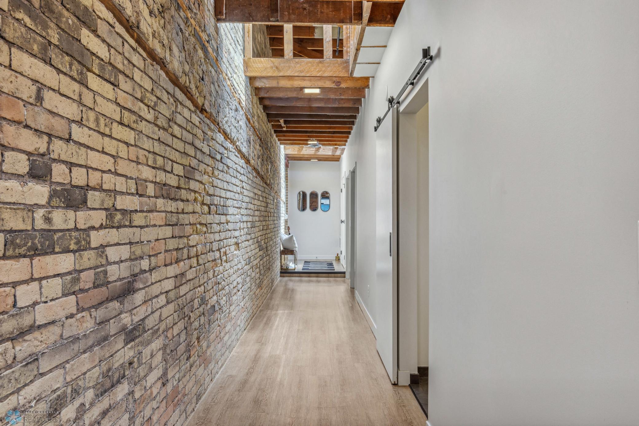 1911 condo for sale at 117 Broadway N, Unit 303 in Fargo, ND — 2 bed, 2 bath (photo 24 of 61)