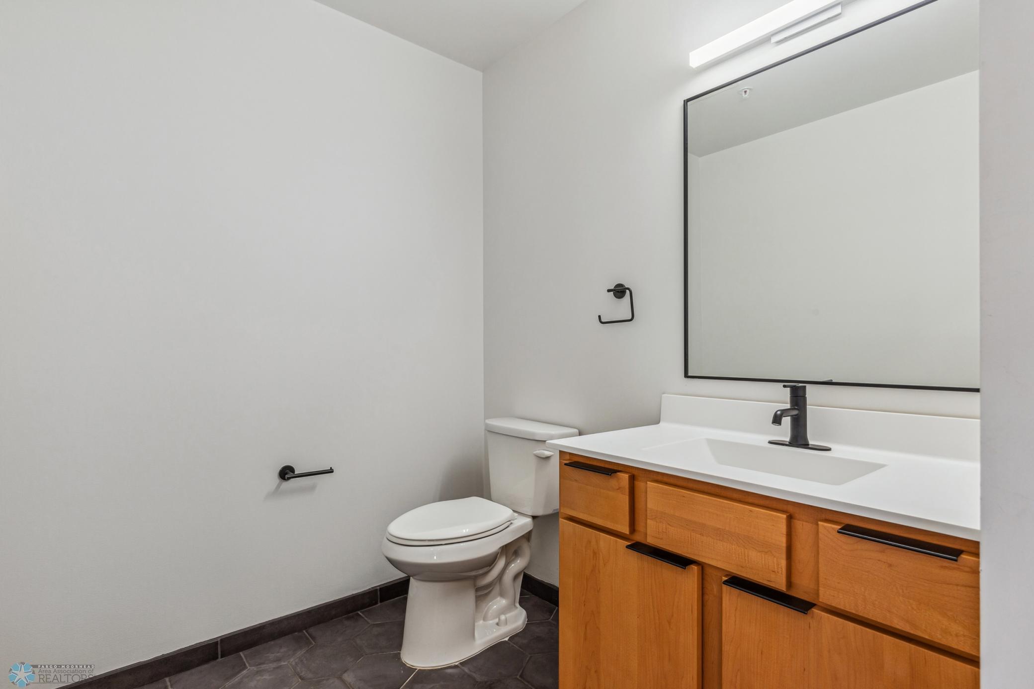 117 Broadway N, Unit 212, Fargo ND 58102 - Photo 3 of 56