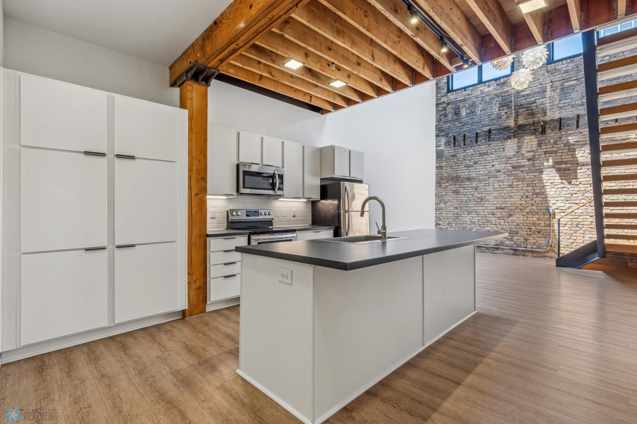 117 Broadway N, Unit 212, Fargo ND 58102 - Photo 4 of 56