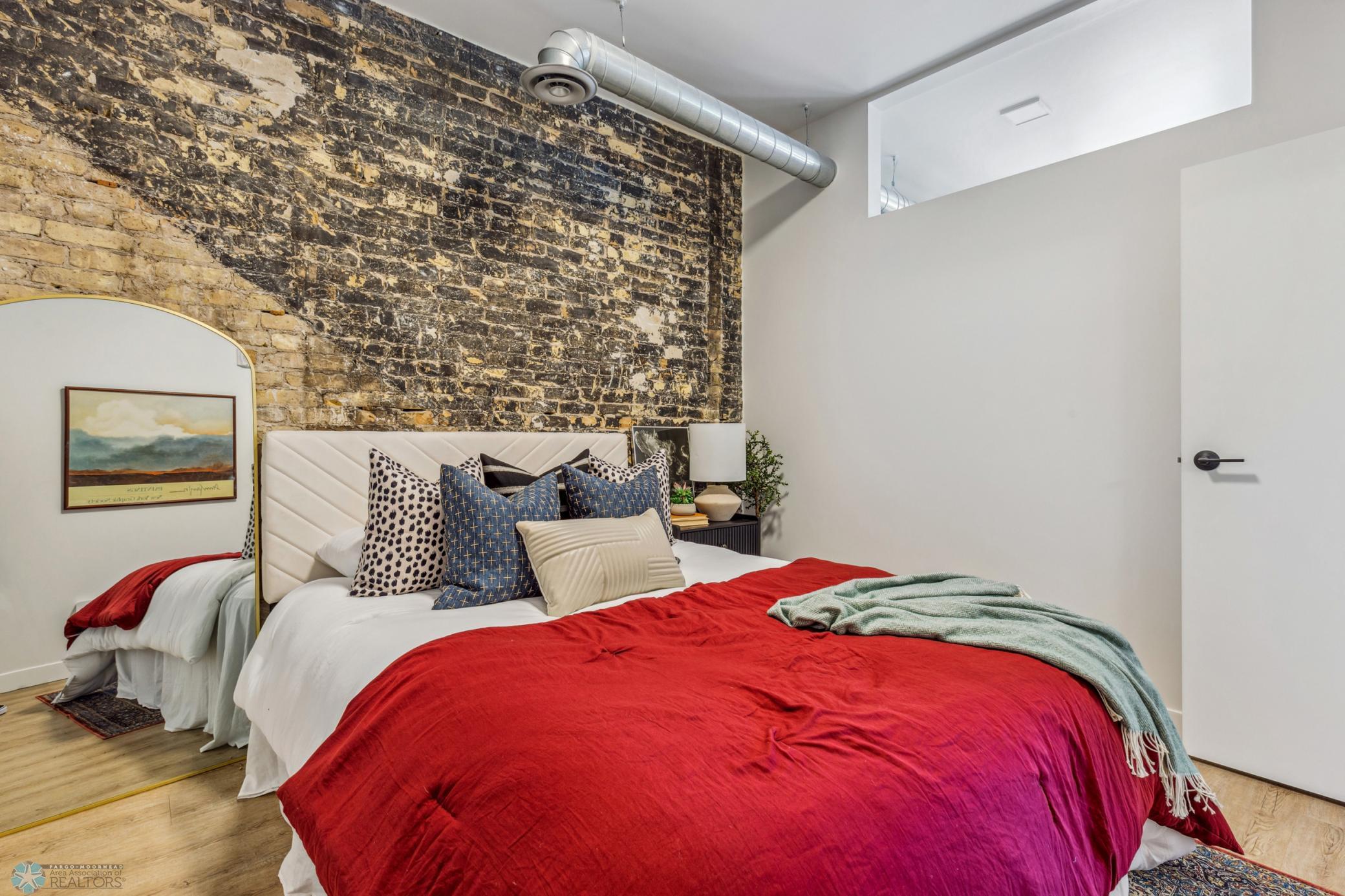1911 condo for sale at 117 Broadway N, Unit 203 in Fargo, ND — 1 bed, 1 bath (photo 14 of 56)