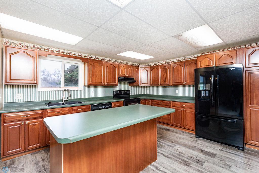 303 9th Avenue E, Lisbon ND 58054 - Photo 15 of 43