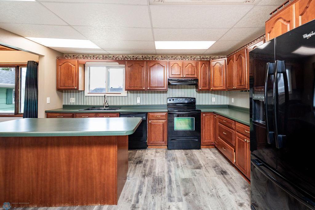 303 9th Avenue E, Lisbon ND 58054 - Photo 16 of 43