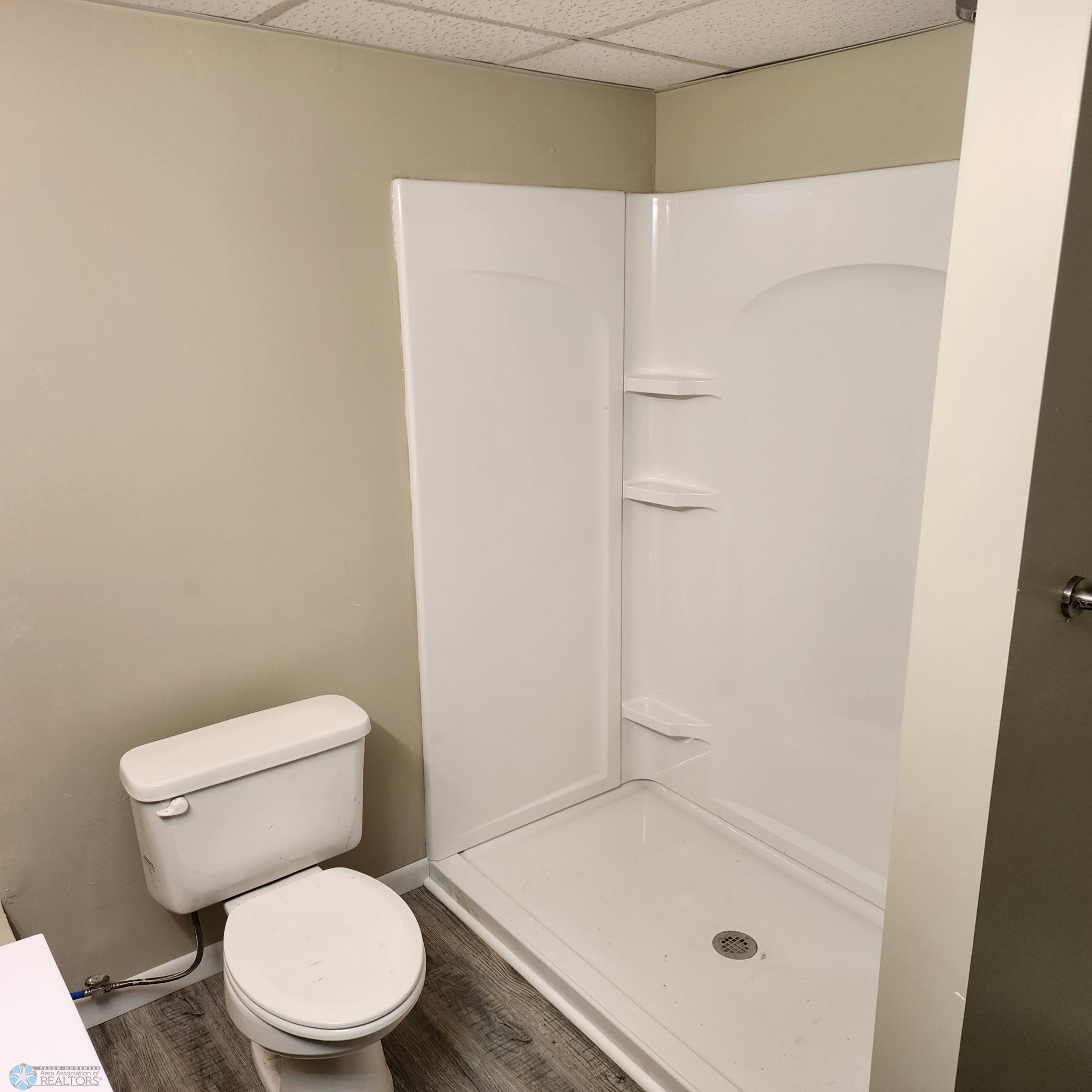 303 9th Avenue E, Lisbon ND 58054 - Photo 33 of 43