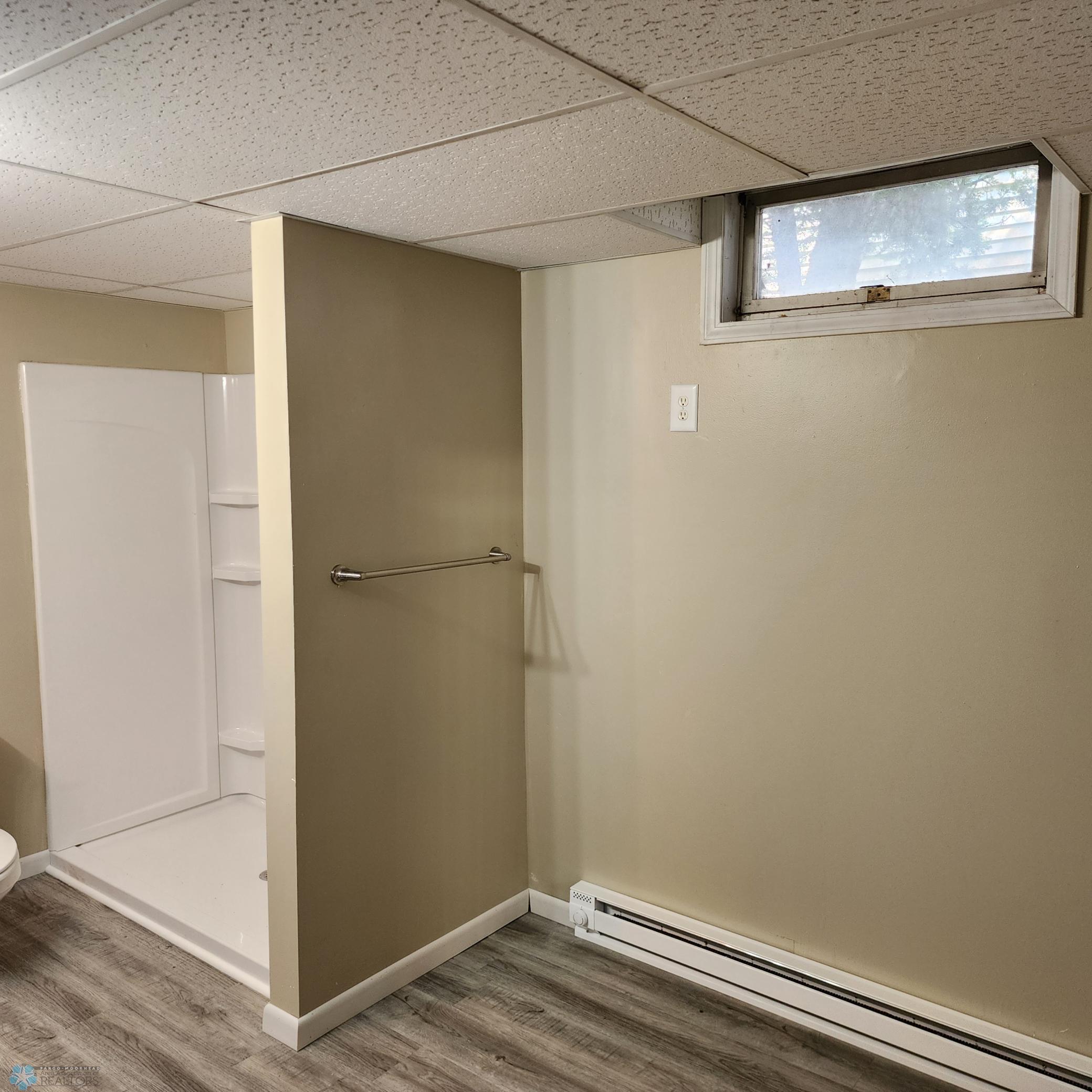 303 9th Avenue E, Lisbon ND 58054 - Photo 34 of 43
