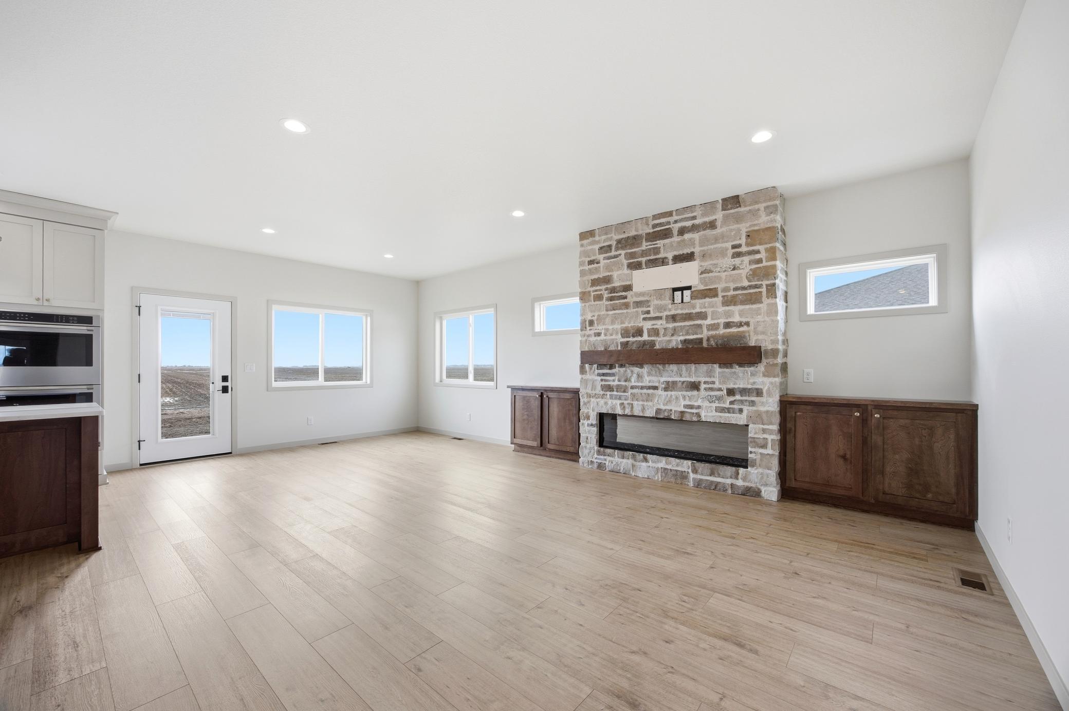 4288 Pine Parkway S, Fargo ND 58104 - Photo 10 of 33