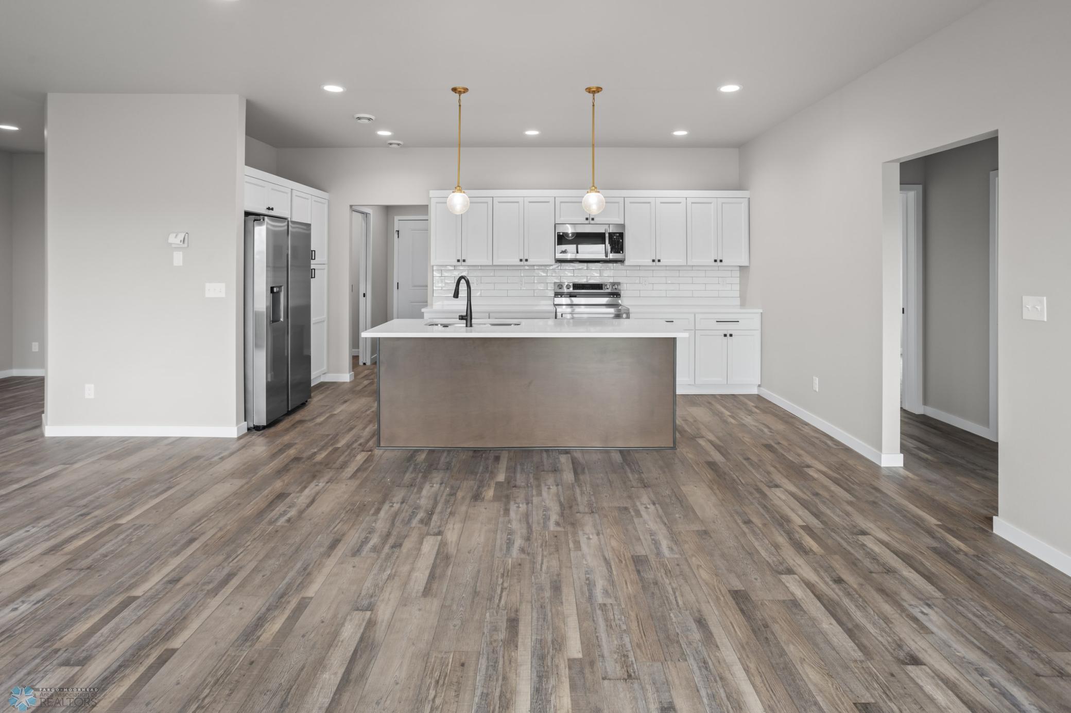 2023 single family home for sale at 202 NEUMAN Boulevard in Colfax, ND — 3 bed, 2 bath (photo 13 of 36)