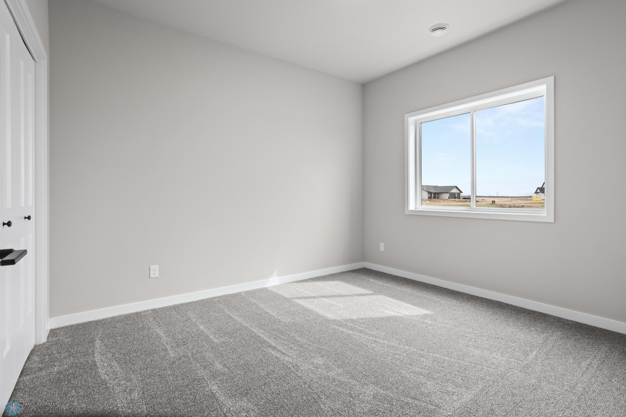 2023 single family home for sale at 202 NEUMAN Boulevard in Colfax, ND — 3 bed, 2 bath (photo 24 of 36)
