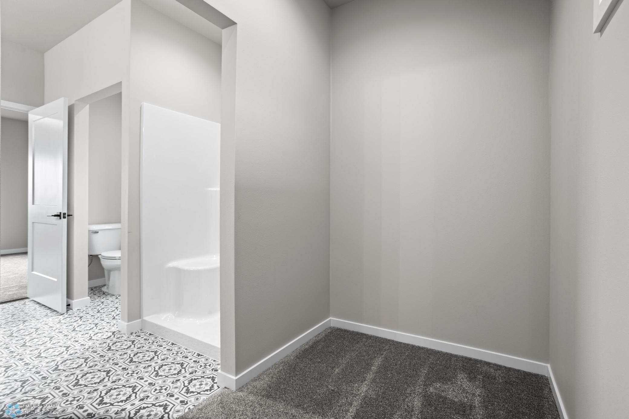 2023 single family home for sale at 202 NEUMAN Boulevard in Colfax, ND — 3 bed, 2 bath (photo 9 of 36)