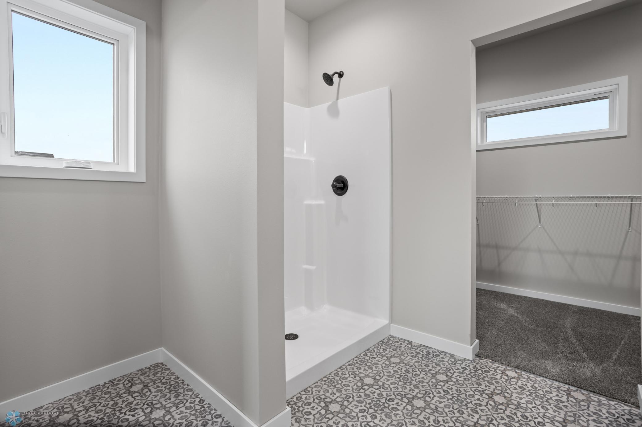 2024 single family home for sale at 216 Laverne Lane in Colfax, ND — 3 bed, 2 bath (photo 9 of 21)