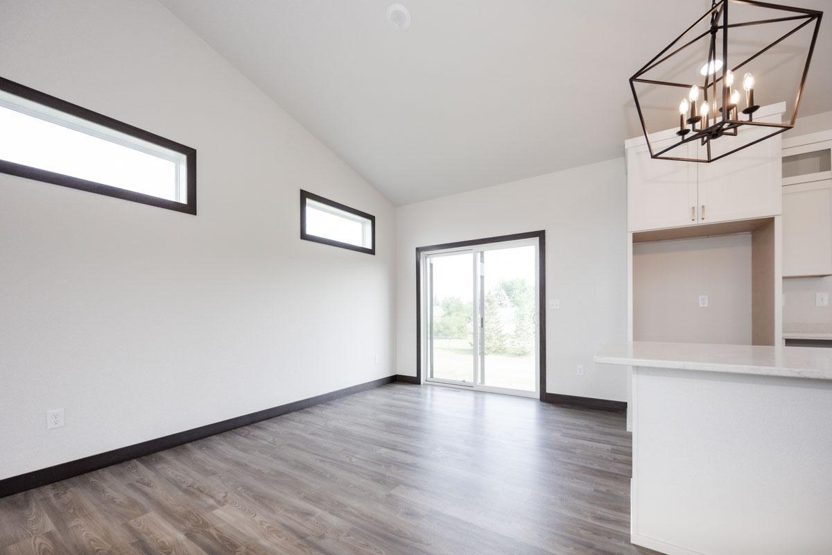 2024 single family home for sale at 656 Lake Forest Circle in Detroit Lakes, MN — 4 bed, 3 bath (photo 23 of 79)