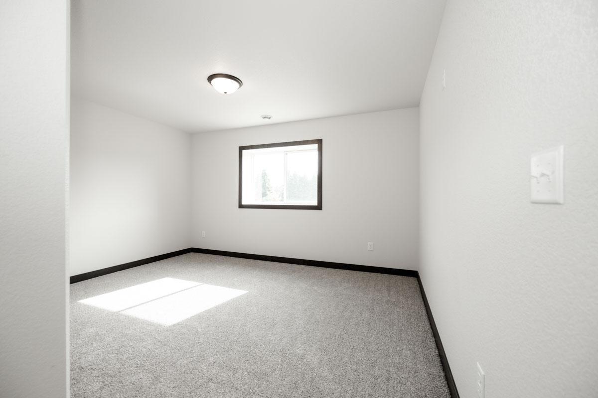 2024 single family home for sale at 656 Lake Forest Circle in Detroit Lakes, MN — 4 bed, 3 bath (photo 44 of 79)