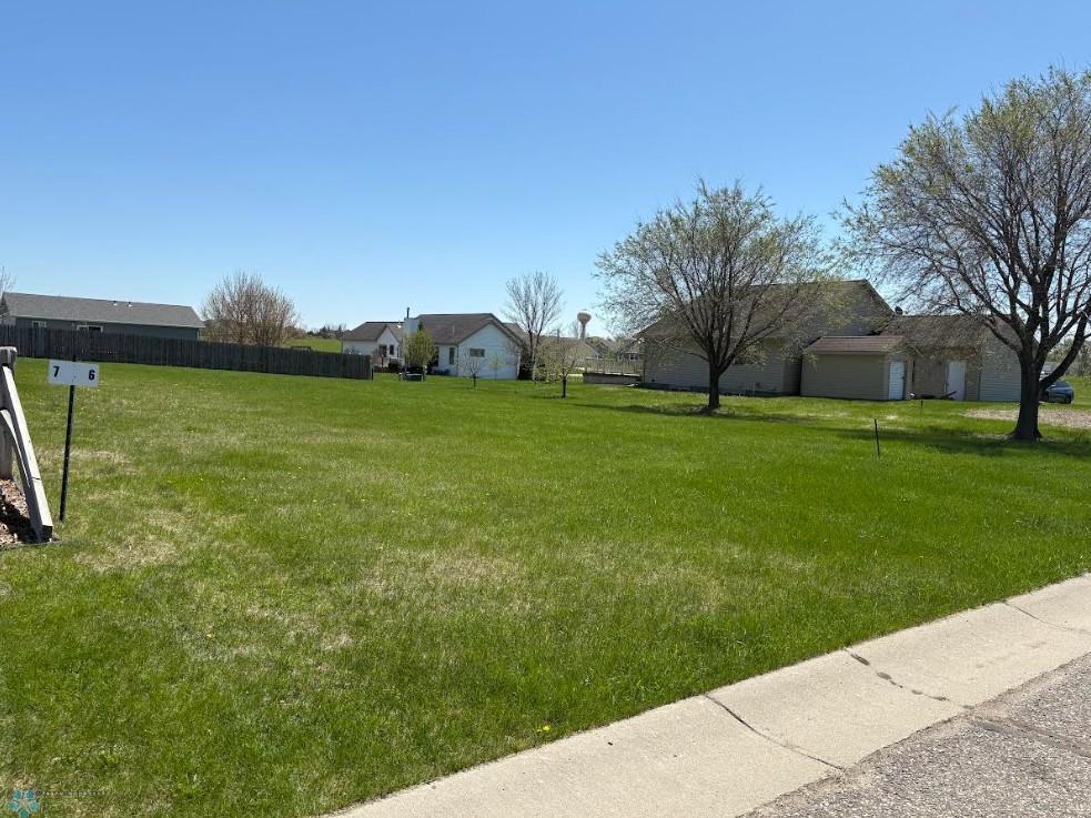 land for sale at 702 10th Street NW in Frazee, MN