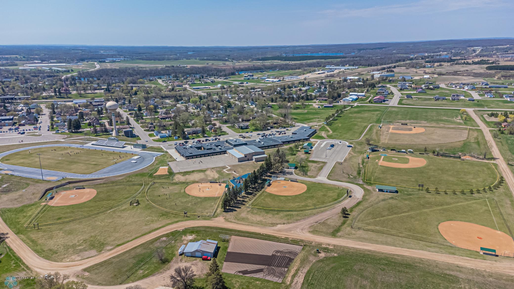 land for sale at 702 10th Street NW in Frazee, MN (photo 11 of 16)