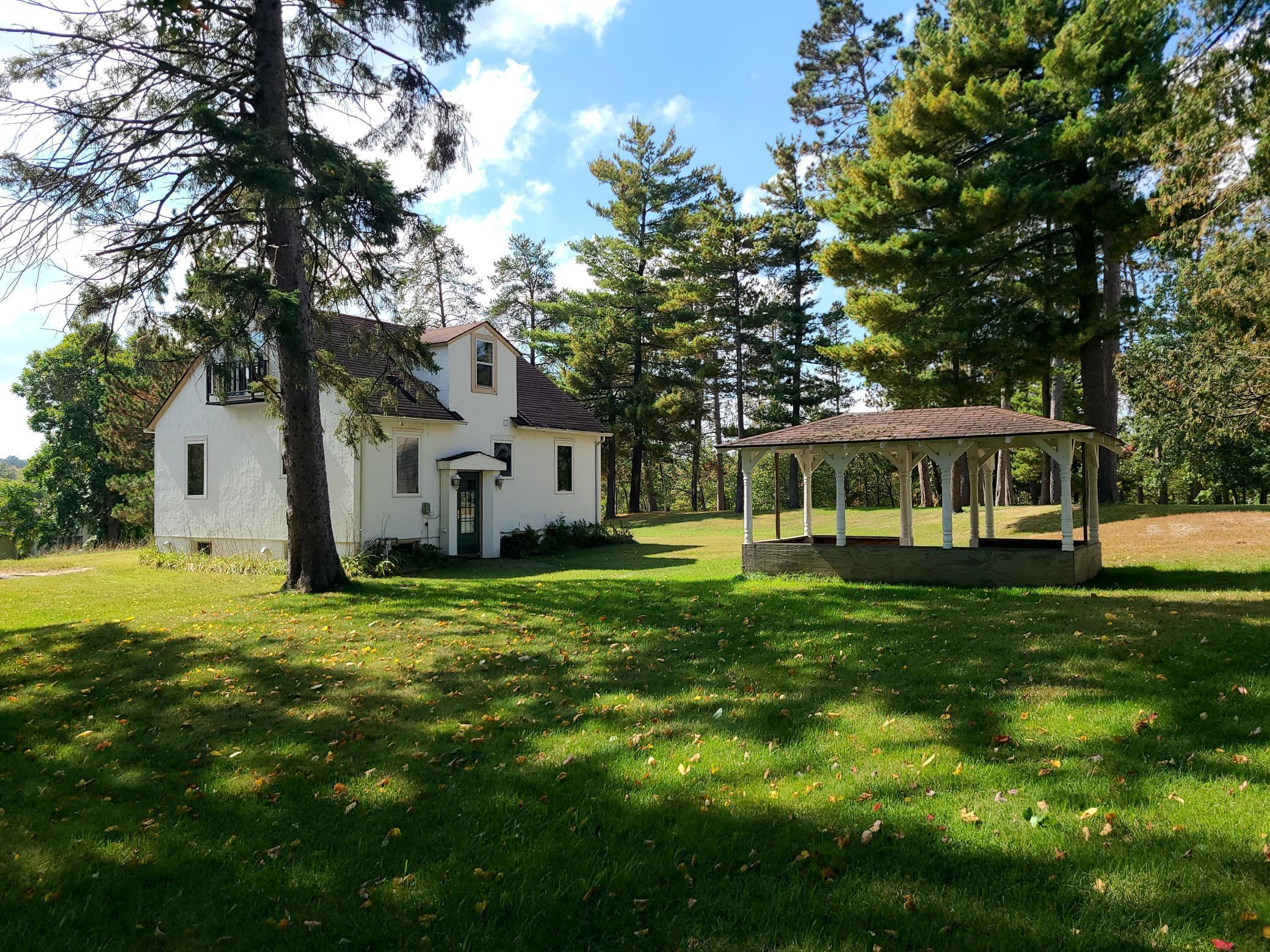 1939 single family home for sale at 103 SW 4th Street in Grand Rapids, MN — 3 bed, 2 bath (photo 3 of 38)