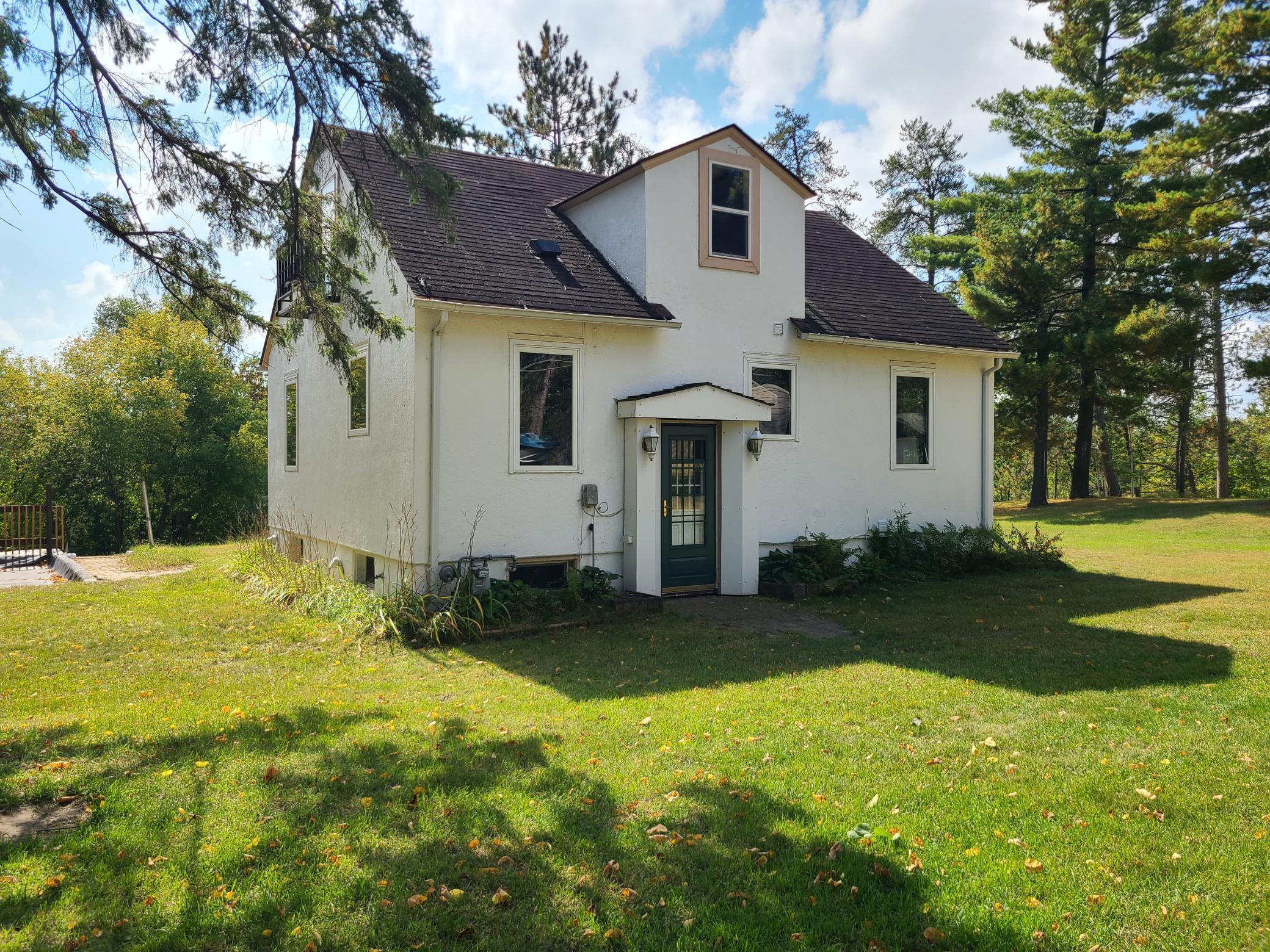 1939 single family home for sale at 103 SW 4th Street in Grand Rapids, MN — 3 bed, 2 bath (photo 6 of 38)
