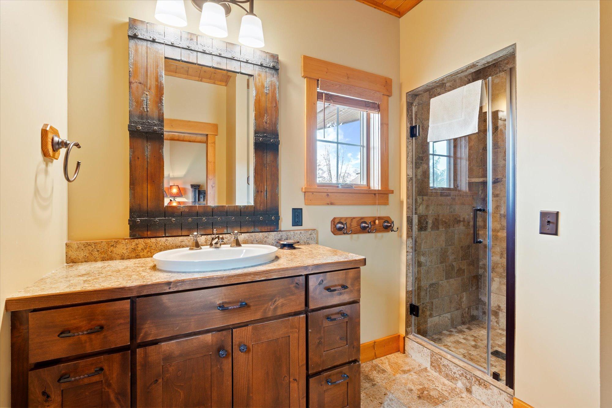 2014 single family home for sale at 11460 Lynn Boyd Way, Unit Cottage 1 Fraction 3 in Crosslake, MN — 4 bed, 4 bath (photo 9 of 33)