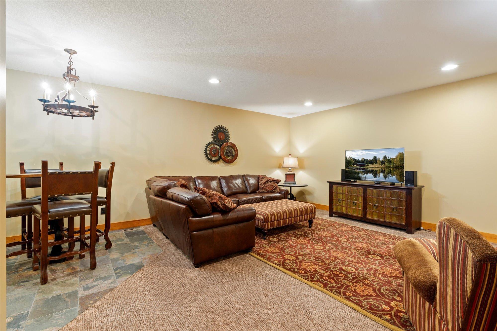 2014 single family home for sale at 11460 Lynn Boyd Way, Unit Cottage 1 Fraction 3 in Crosslake, MN — 4 bed, 4 bath (photo 10 of 33)