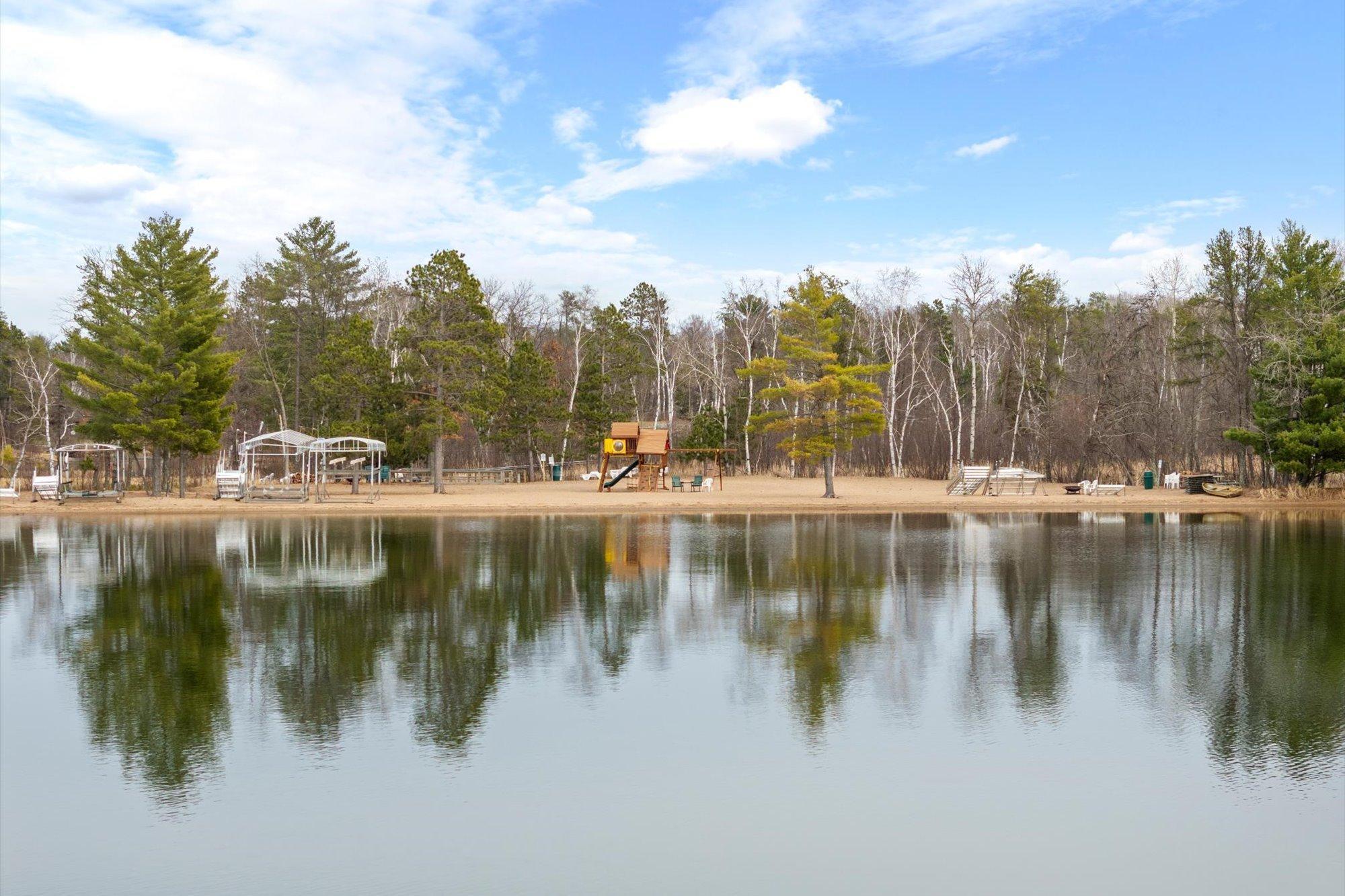 2014 single family home for sale at 11460 Lynn Boyd Way, Unit Cottage 1 Fraction 3 in Crosslake, MN — 4 bed, 4 bath (photo 26 of 33)