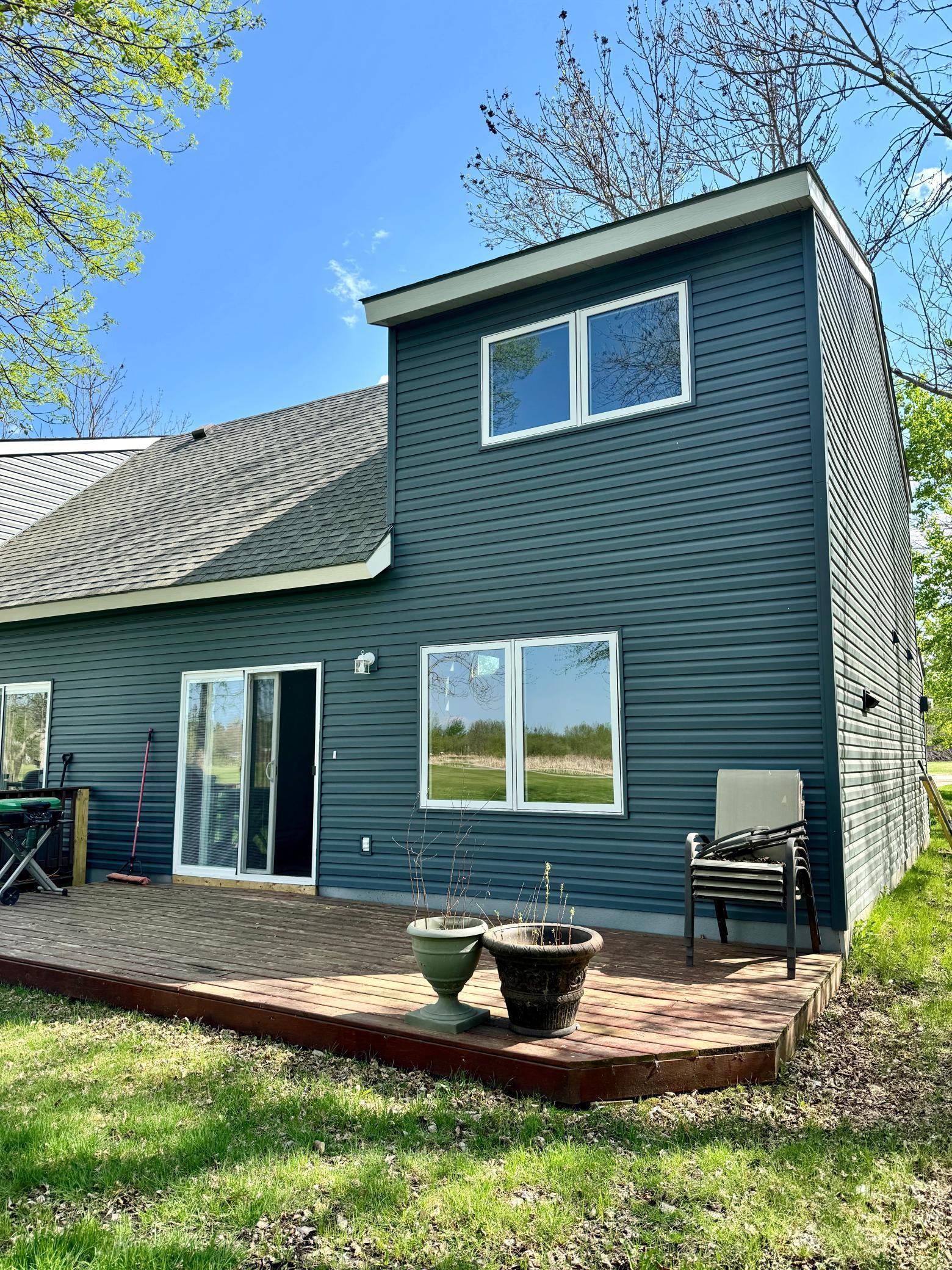 1978 single family home for sale at 37489 Elm Drive in Warroad, MN — 2 bed, 2 bath (photo 2 of 30)