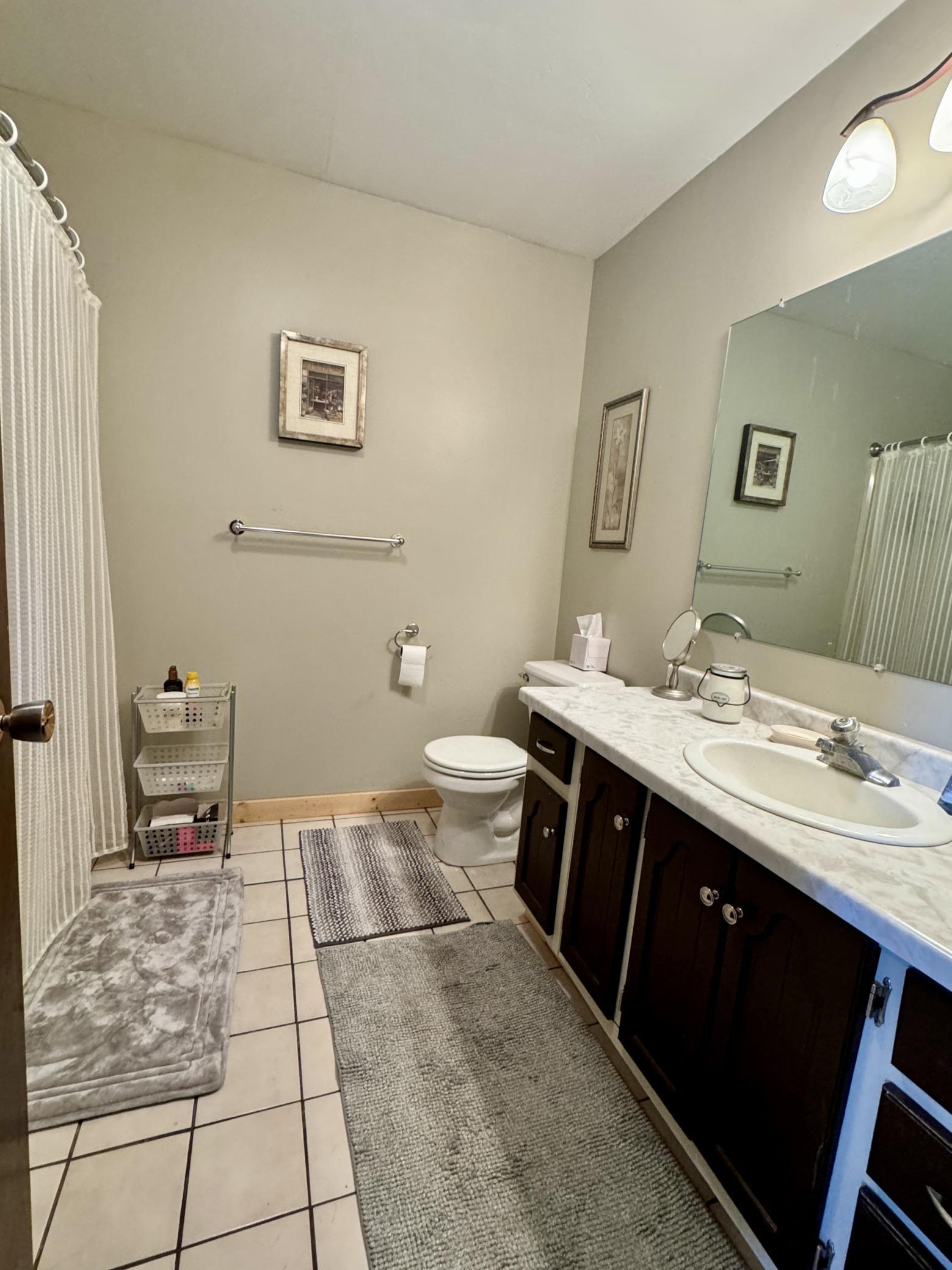 1978 single family home for sale at 37489 Elm Drive in Warroad, MN — 2 bed, 2 bath (photo 11 of 30)