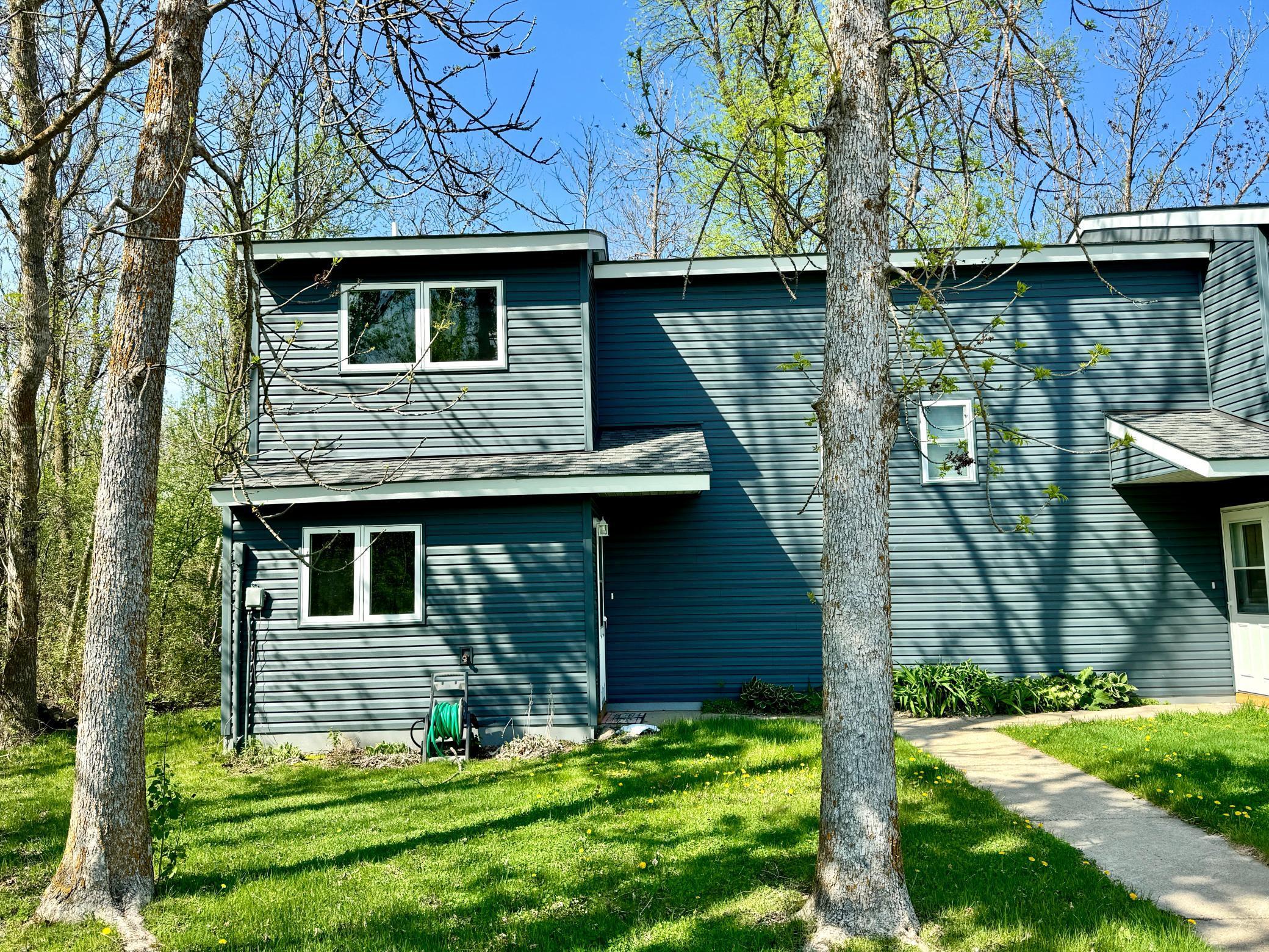 1978 single family home for sale at 37489 Elm Drive in Warroad, MN — 2 bed, 2 bath (photo 20 of 30)
