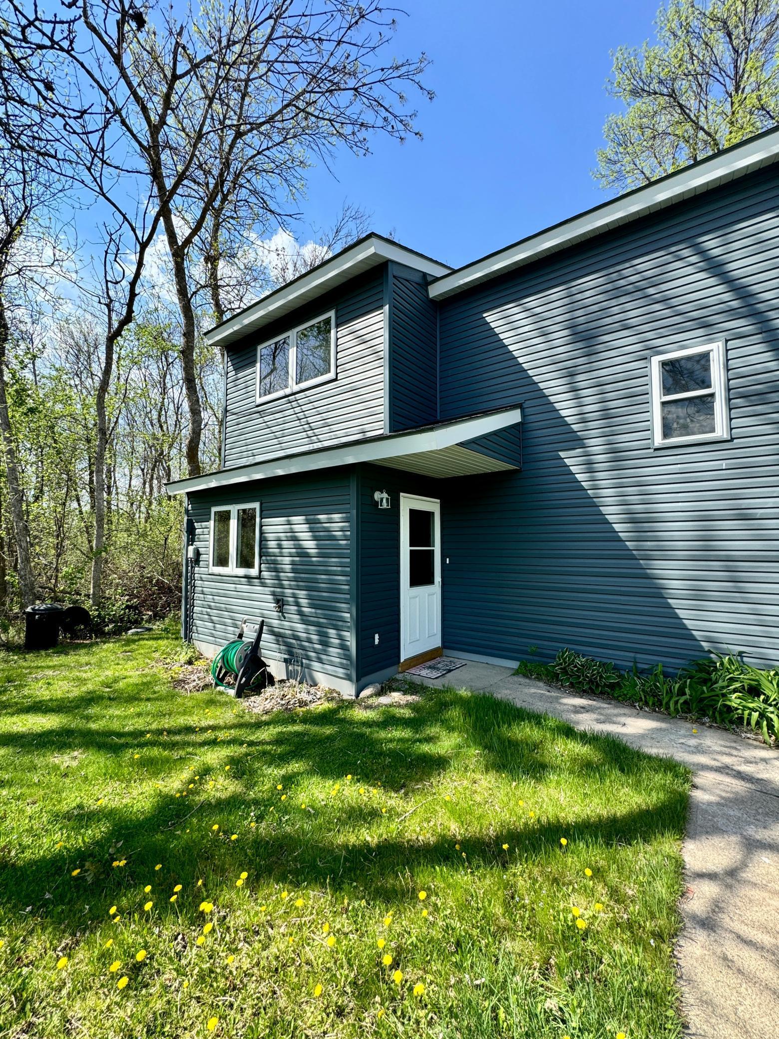 1978 single family home for sale at 37489 Elm Drive in Warroad, MN — 2 bed, 2 bath (photo 21 of 30)
