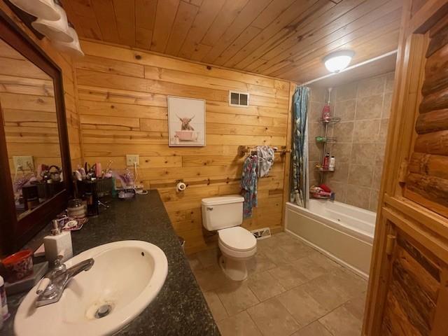 1958 single family home for sale at 806 Central Avenue N in Park Rapids, MN — 3 bed, 2 bath (photo 13 of 18)